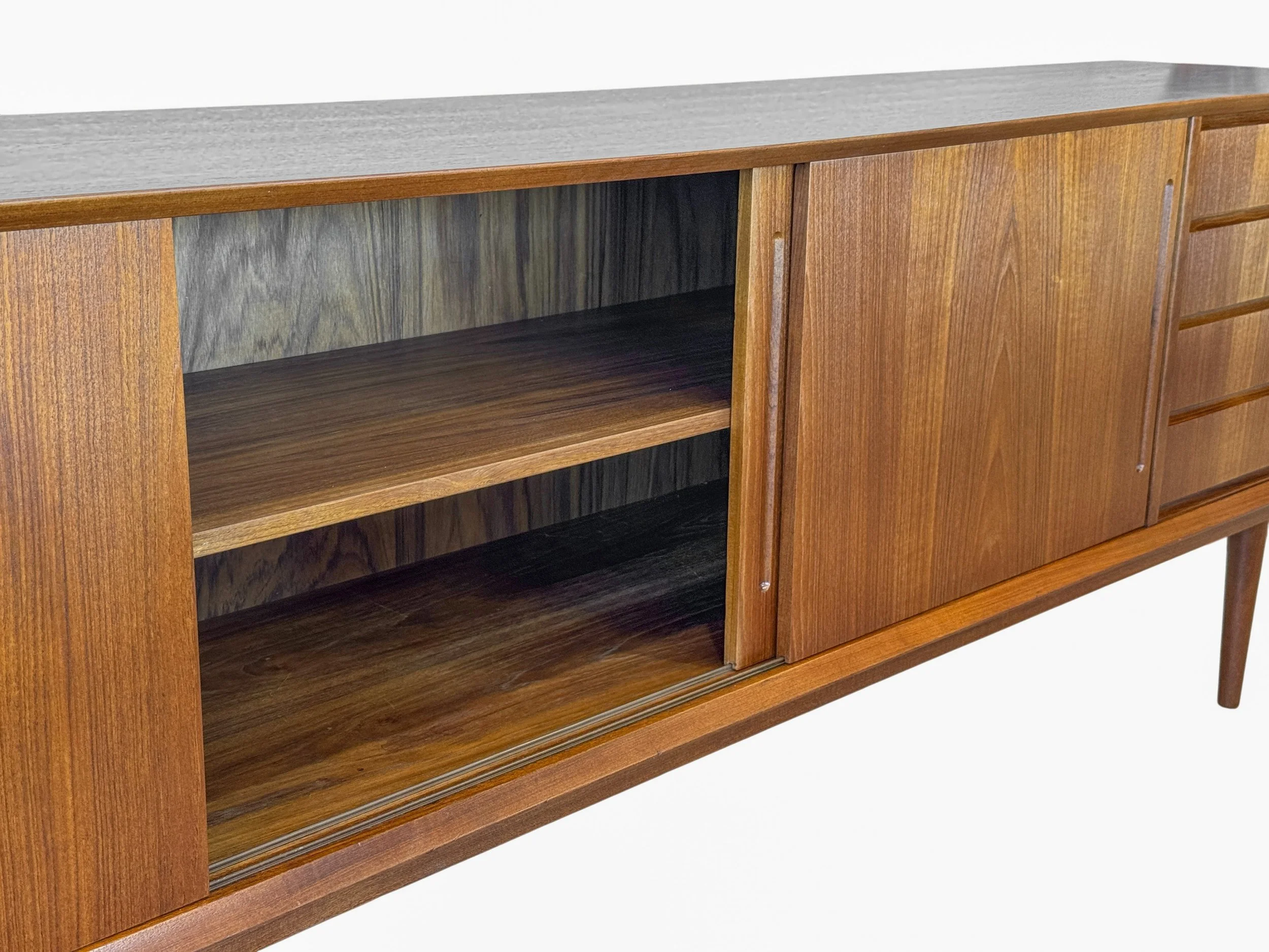 Teak danish long credenza_14.jpg
