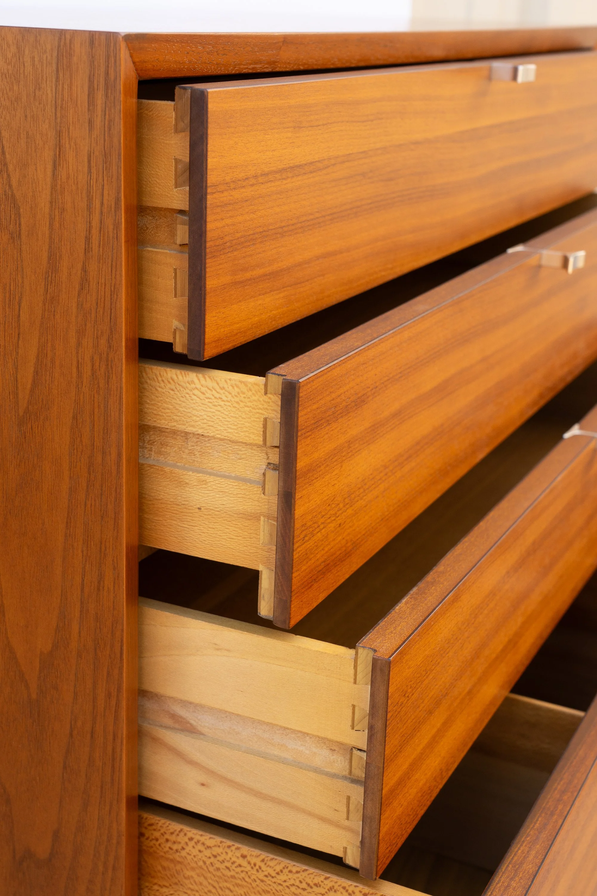 Nelson Herman Miller12.jpg