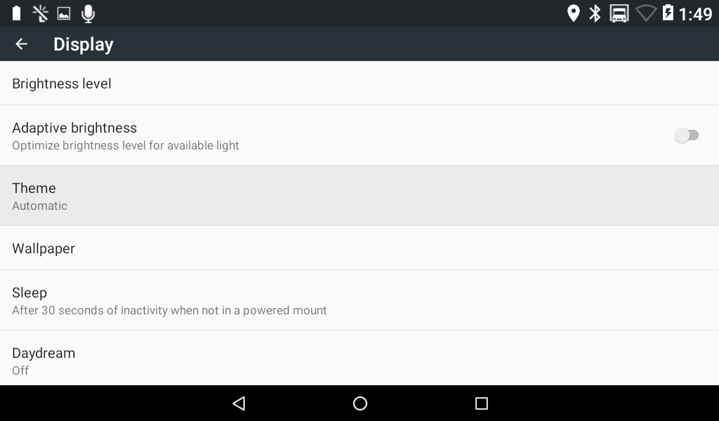 3. The Theme option is another setting to combat the device annoying the driver while night driving as well as aiding in personal preference.