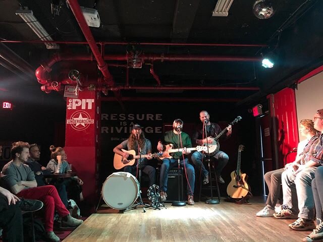 Sold out show at @thepitnyc tonight, that was a pretty incredible time! Thanks to @bigfatjuicydeskconcerts for having us kick off the first of hopefully many improv/ music collaborations