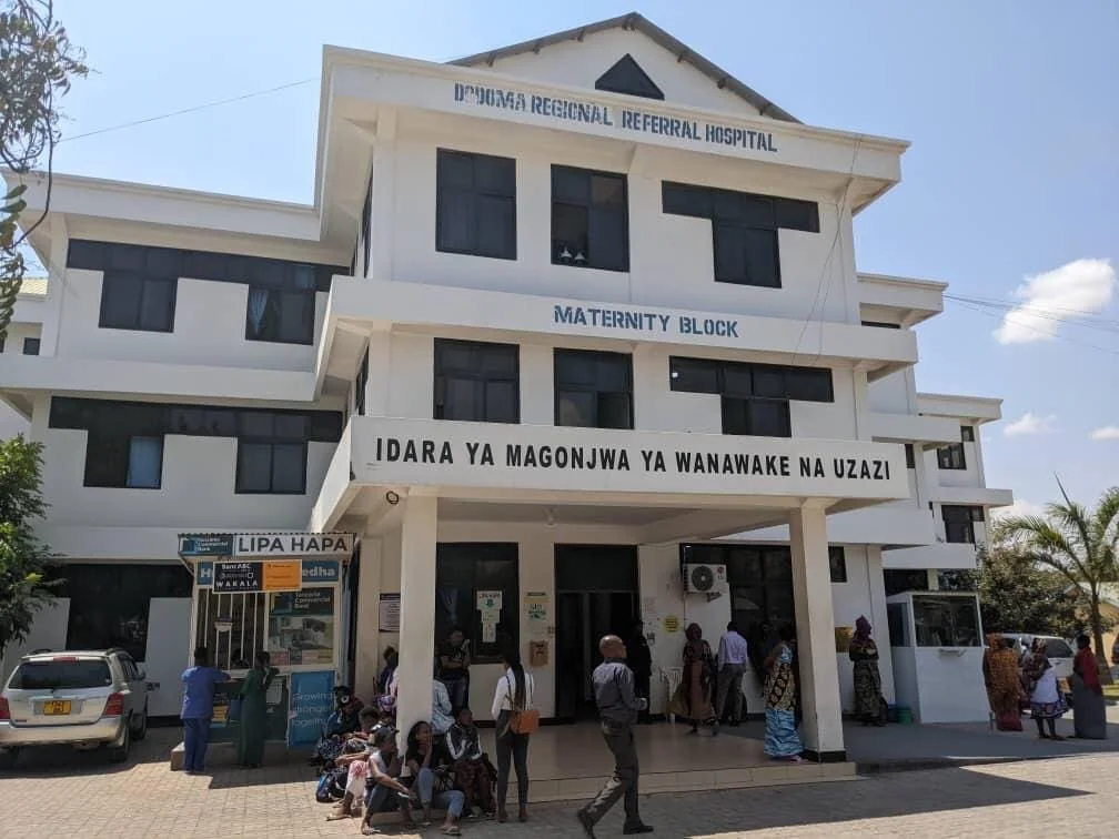 After a flood swept through the city of Manyara, the SIGN Team at Dodoma Regional Referral Hospital organized an outreach program to help their neighbors, 300km away!