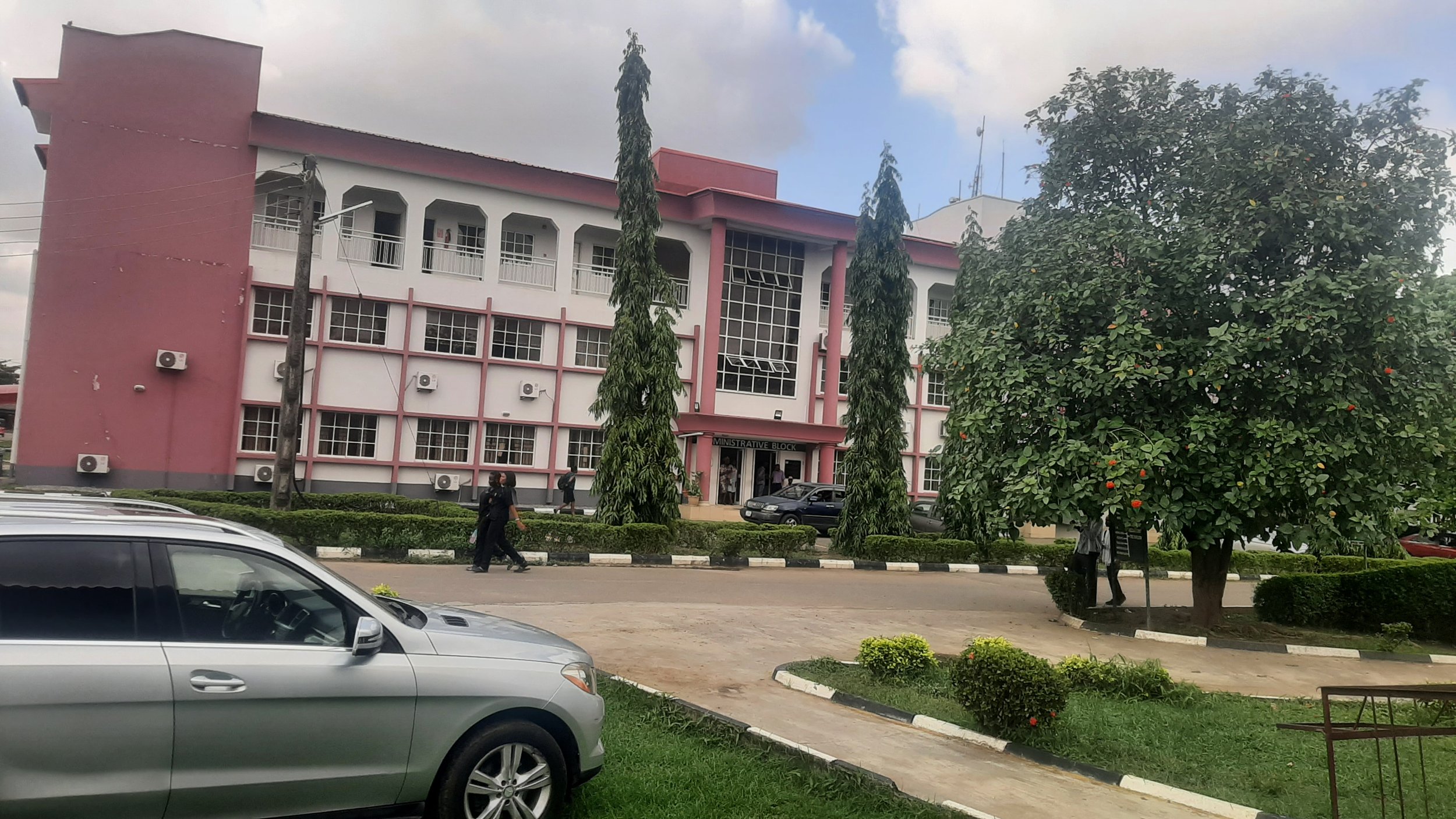 National Orthopaedic Hospital, Igbobi, Lagos has many buildings spread across it's campus. Pictured here is the main administrative building.