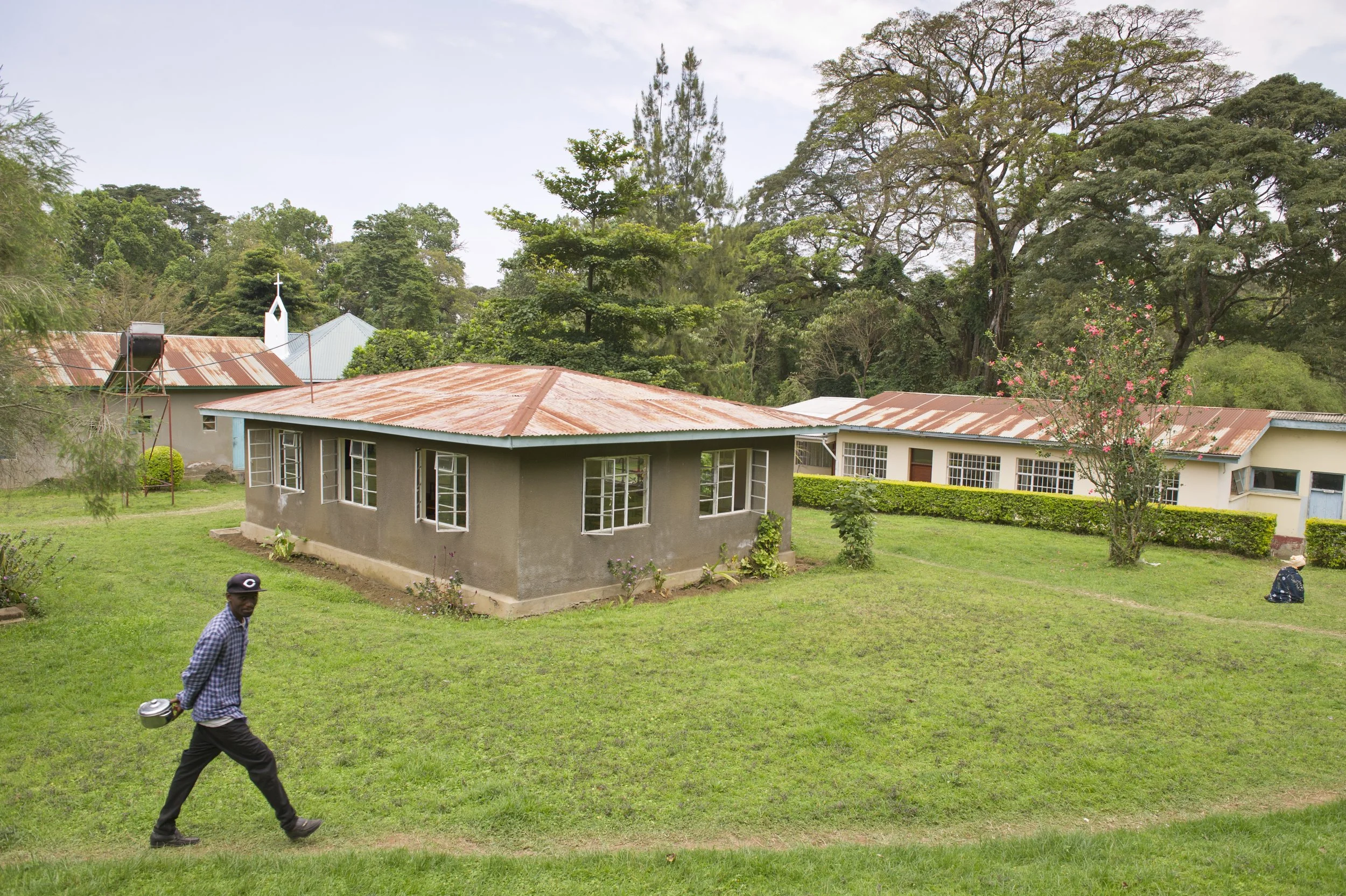 Nkoaranga Lutheran Hospital is located just off a busy freeway that runs between Tanzania and Kenya. Nearly 90% of the 2300 SIGN Patients treated here had been injured in road traffic accidents.
