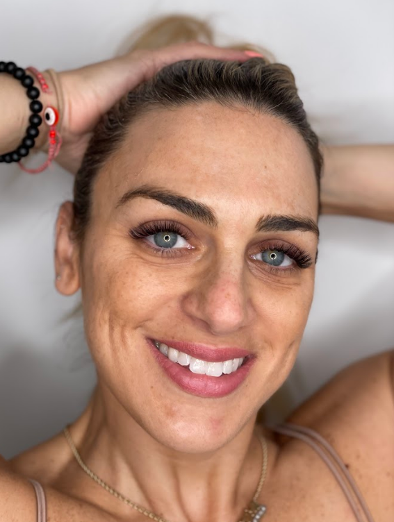 Classic vs Volume Eyelash Extensions: Which One Is Right?