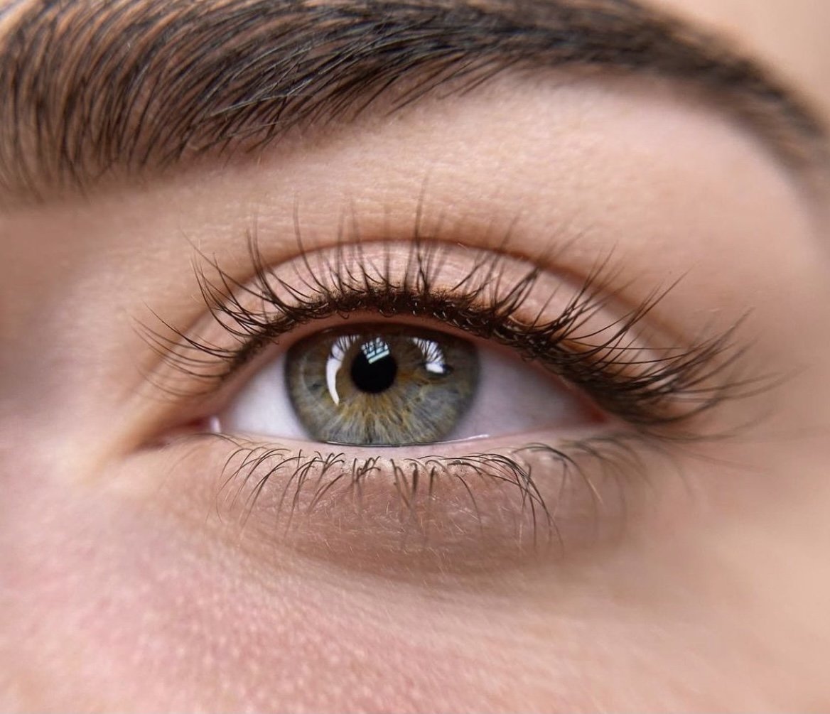 How to Safely Remove Lash Extensions Without Damaging Your Natural Lashes ❤️