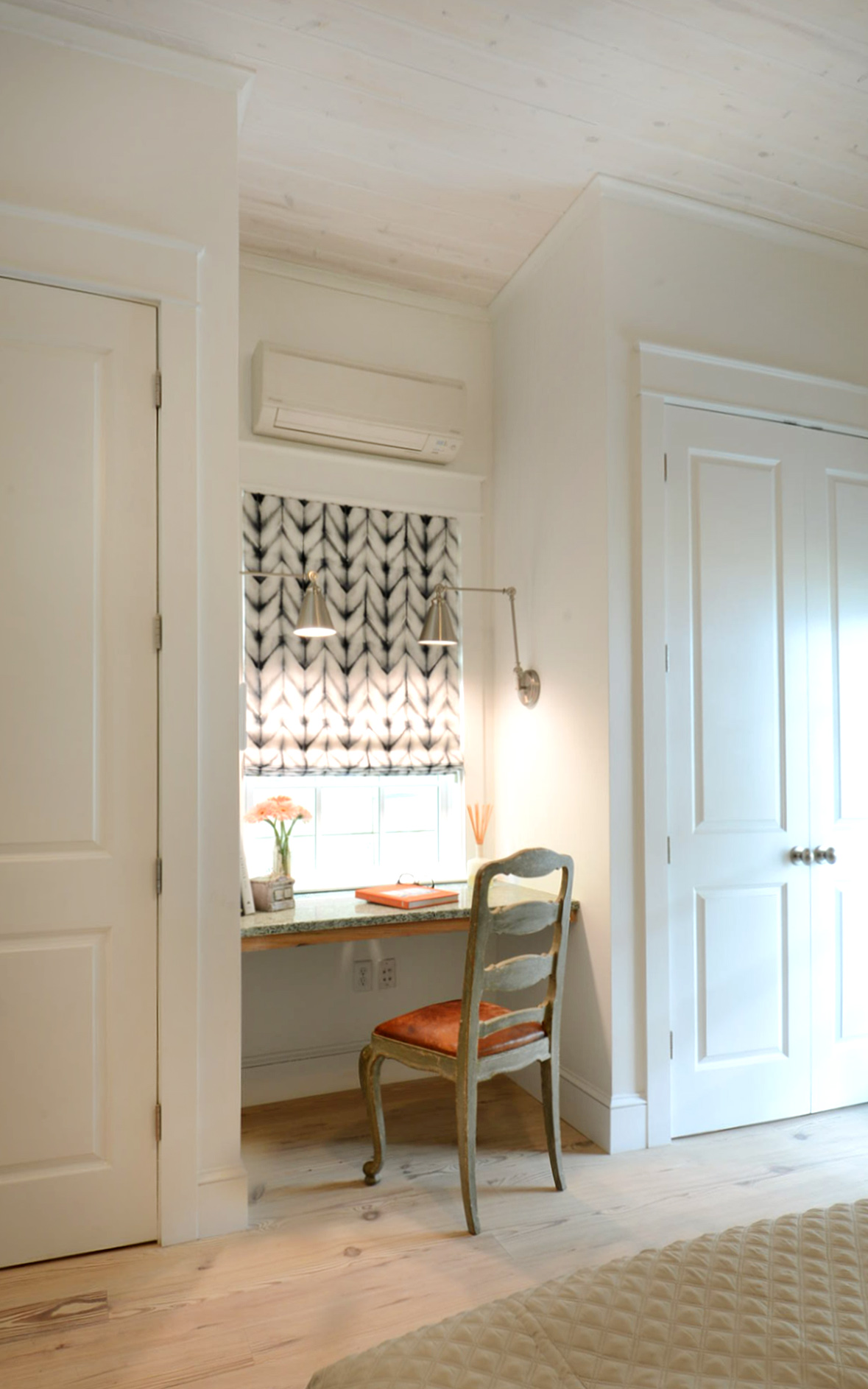 Custom Closets with Desk Niche
