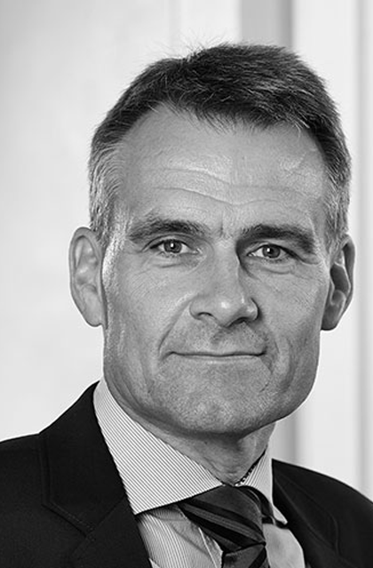 Henrik Hansen , (b 1965) Managing Director, Viborg Business Council Board member since: 01/10/11 Reelected 08/02/18