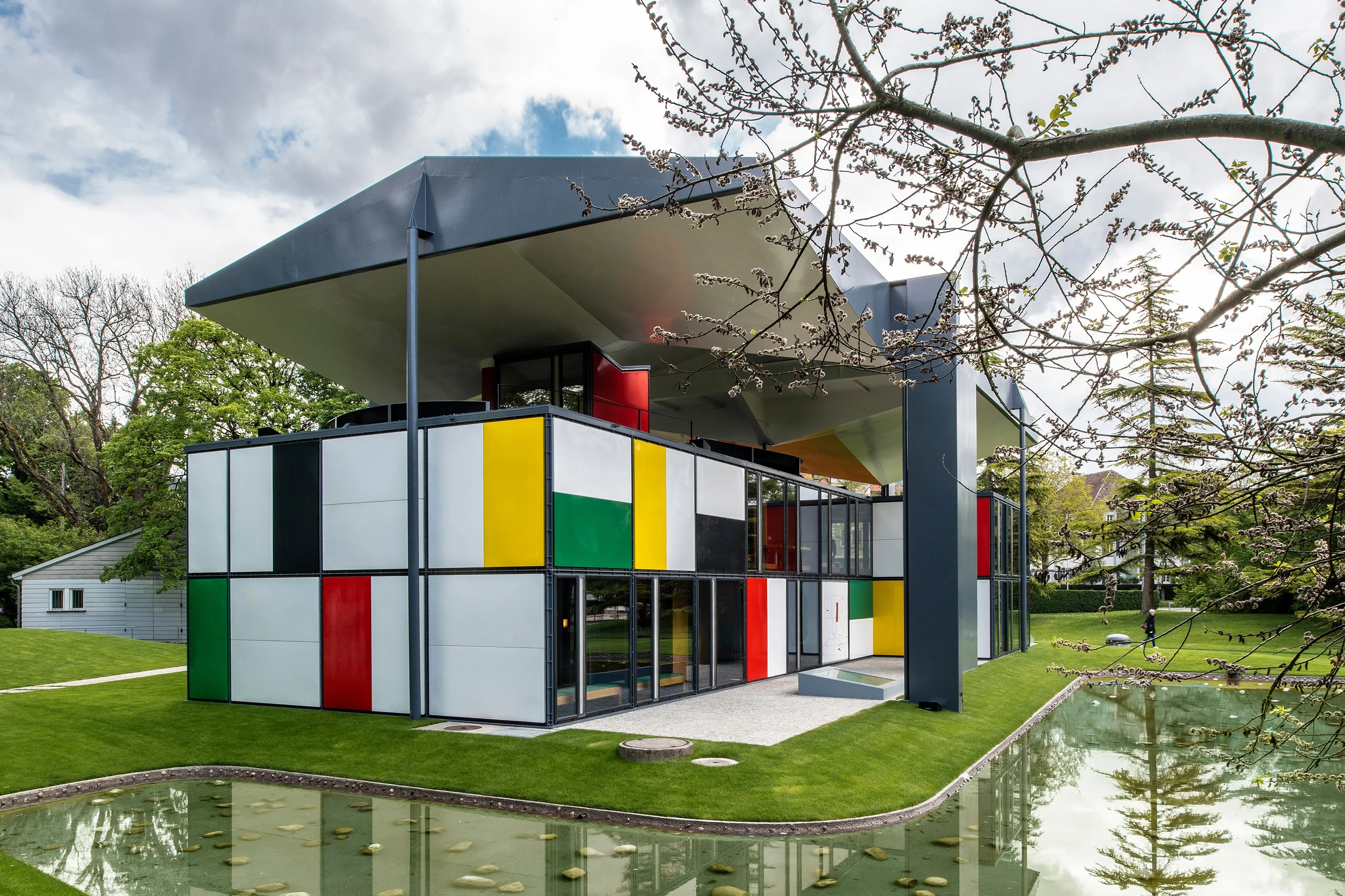04_Pavillon Le Corbusier.jpg