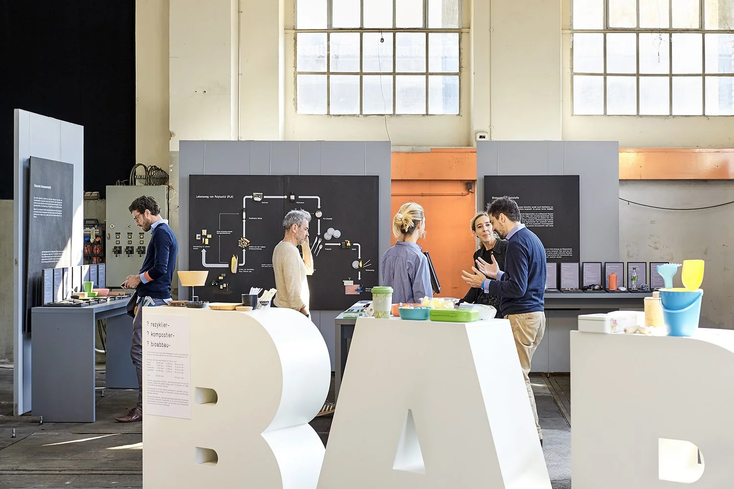 Materialien von Morgen: Biokunststoffe – Netzwerk Material-Archiv