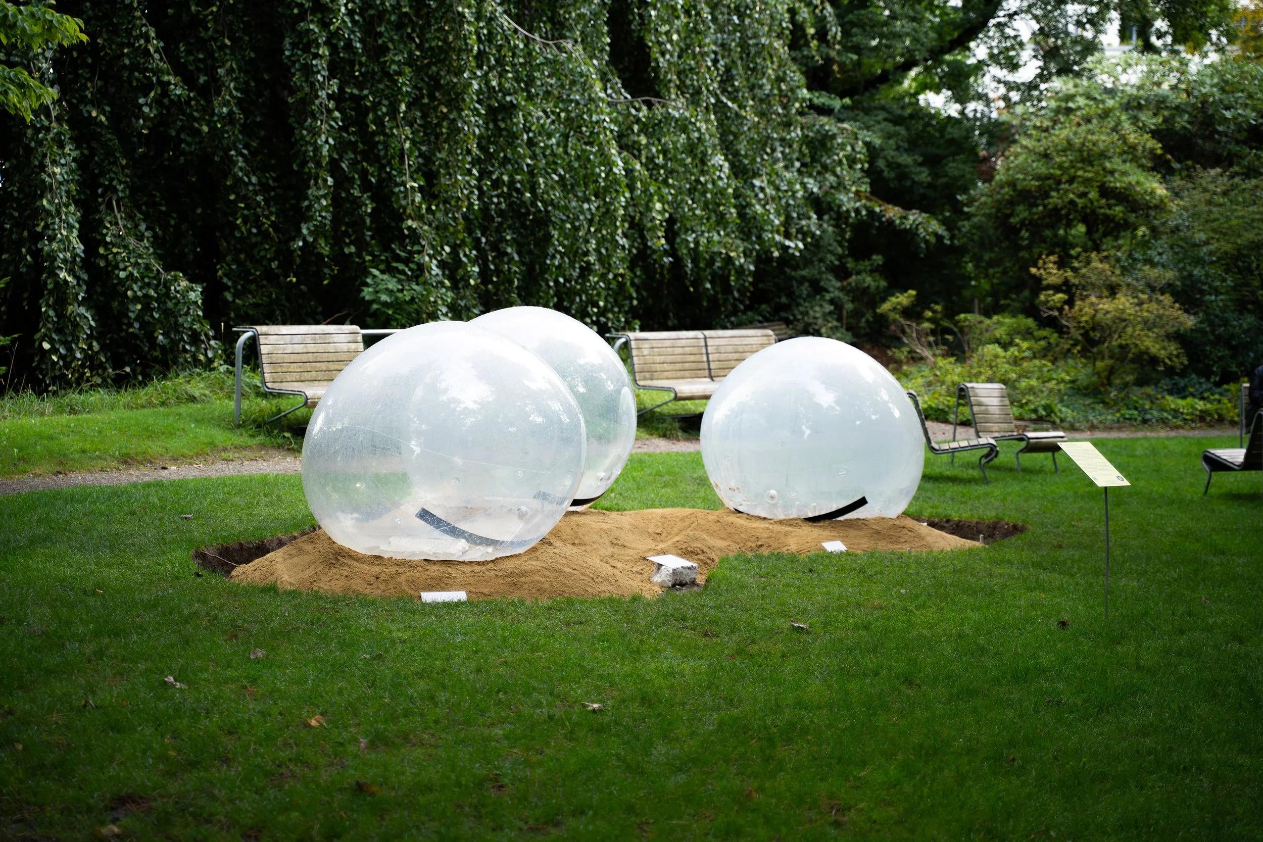 DBZ25_Layers of the DigitoScene_Tuenkers NohaL_FotoAlexaWeiss1.jpg