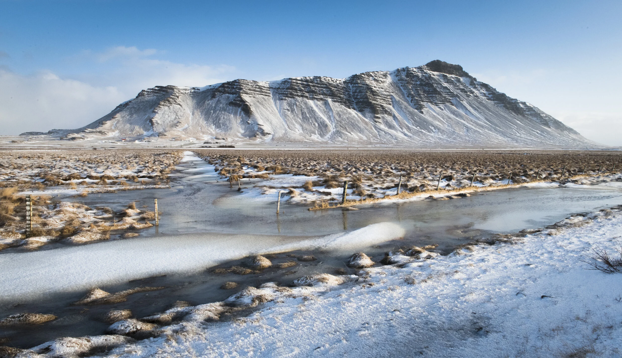 Sugar coated mountain range in Iceland-0609.jpg
