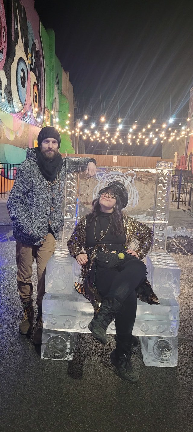 Shannon and Selo new years throne.jpg