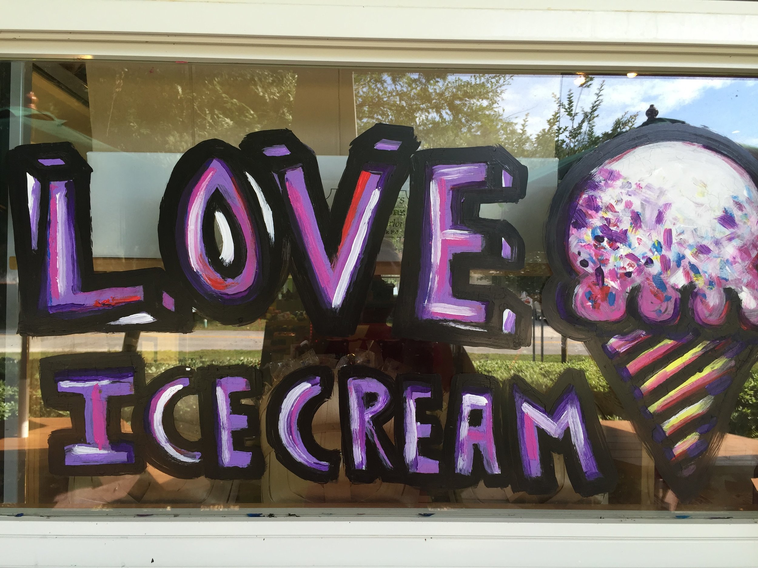 This Retro Ice Cream Parlor In Florida Will Make Your Childhood Dreams Come  True - Narcity