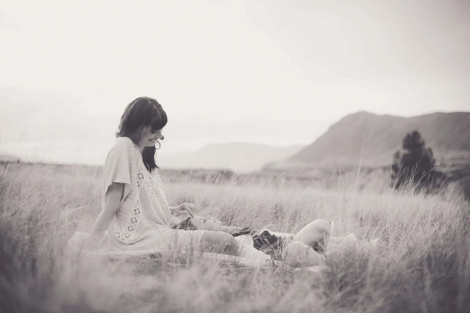 Motherhood-Portrait-Photography-Kamloops-14.jpg