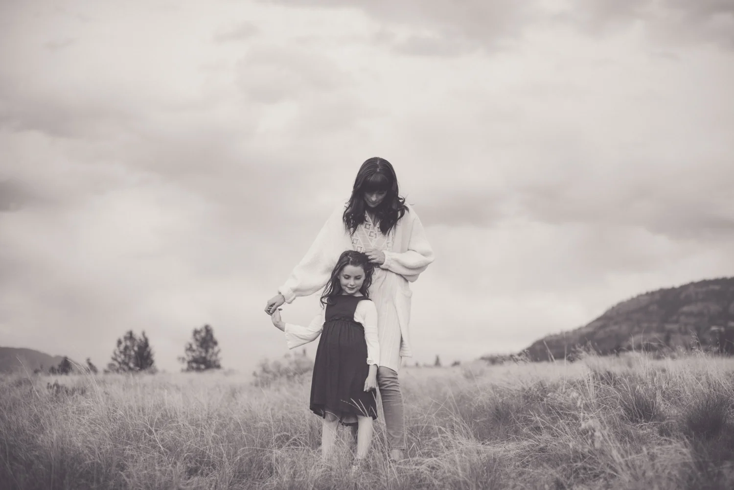 Motherhood-Portrait-Photography-Kamloops-20.jpg