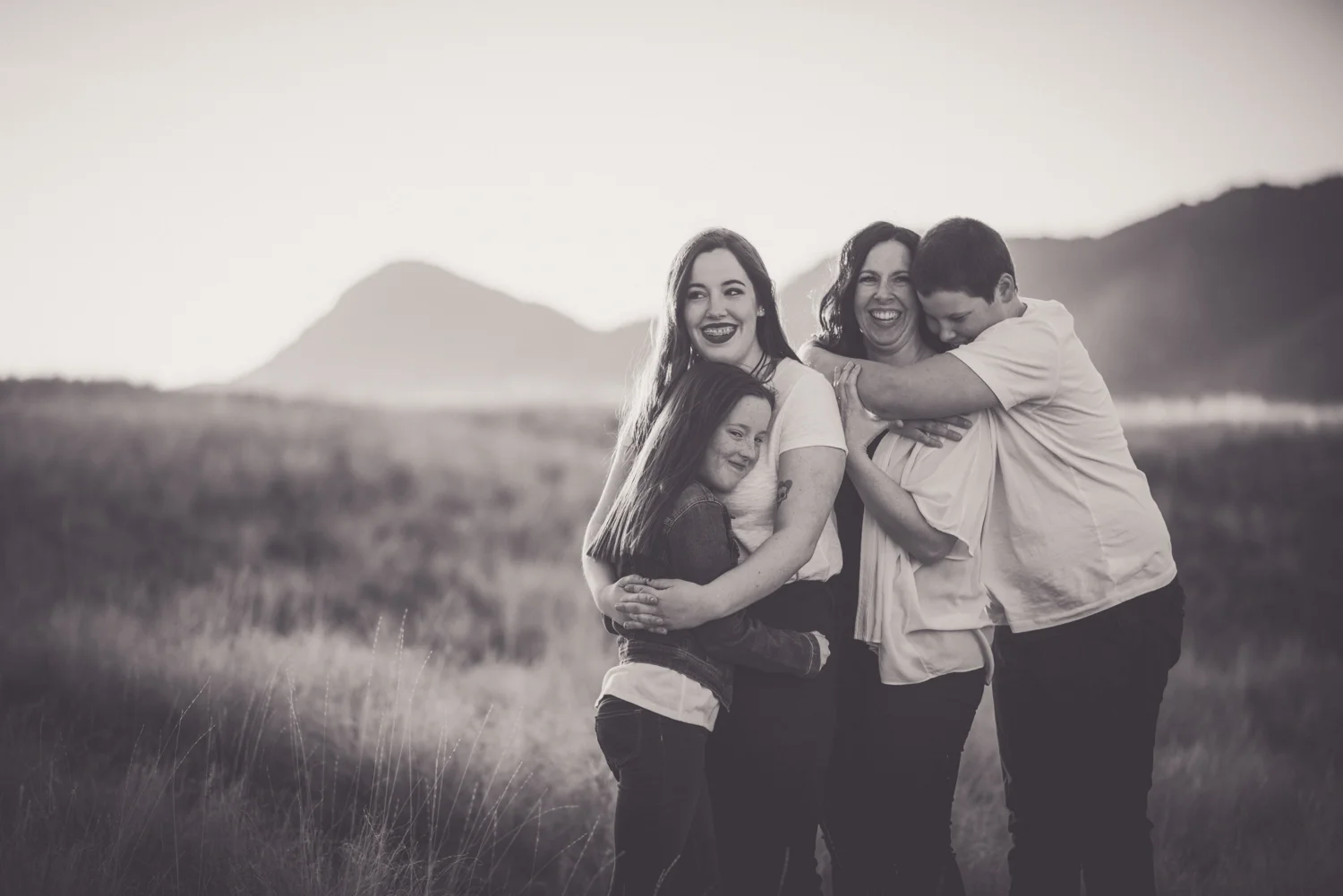 Motherhood-Portrait-Photography-Kamloops-57.jpg