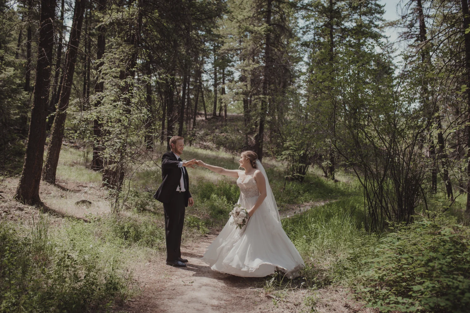 Downtown-Kamloops-Wedding-38.jpg