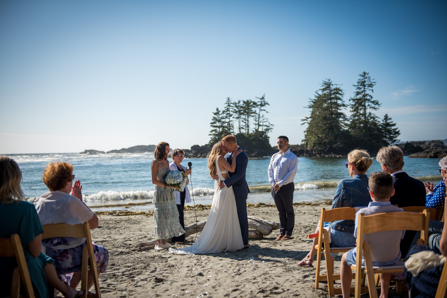 Ucluelet-Wya-Point-Wedding-Owen-Imaging-40.jpg