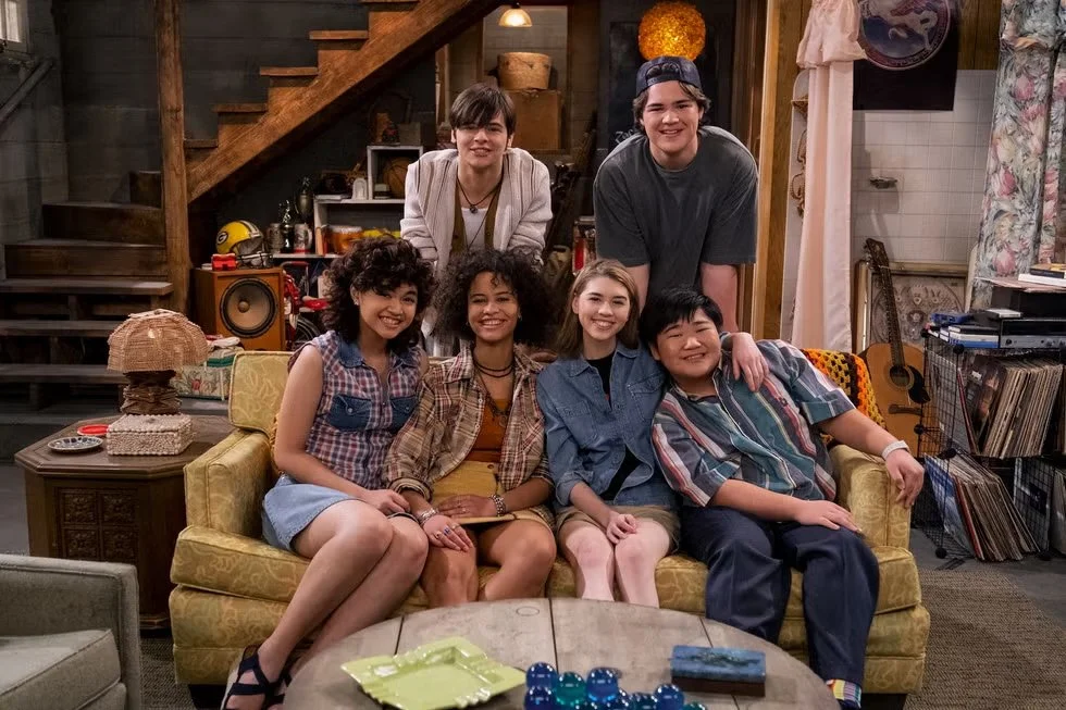 that-90s-show-that-70s-show-spinoff-set-design-1674079635.jpg