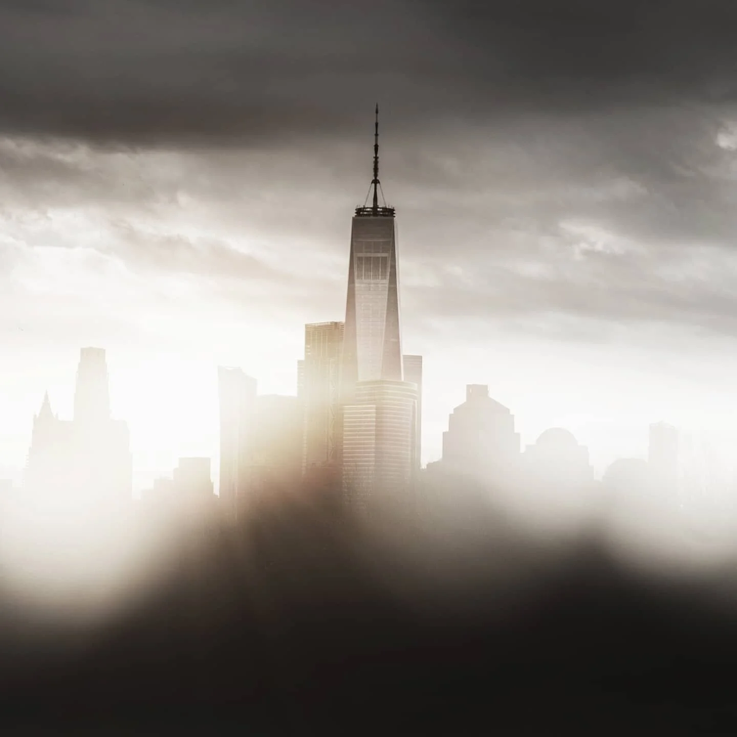 Longtime no post - had to hit you with the views

Shot using @prismlensfx split diopter filter
.
.
.
.
.
.
.
.
#dankvisionz #photography #photooftheday #justgoshoot #instagood #throughthelens #instaphoto #photographydaily #newyorkcity #nyc #hoboken #
