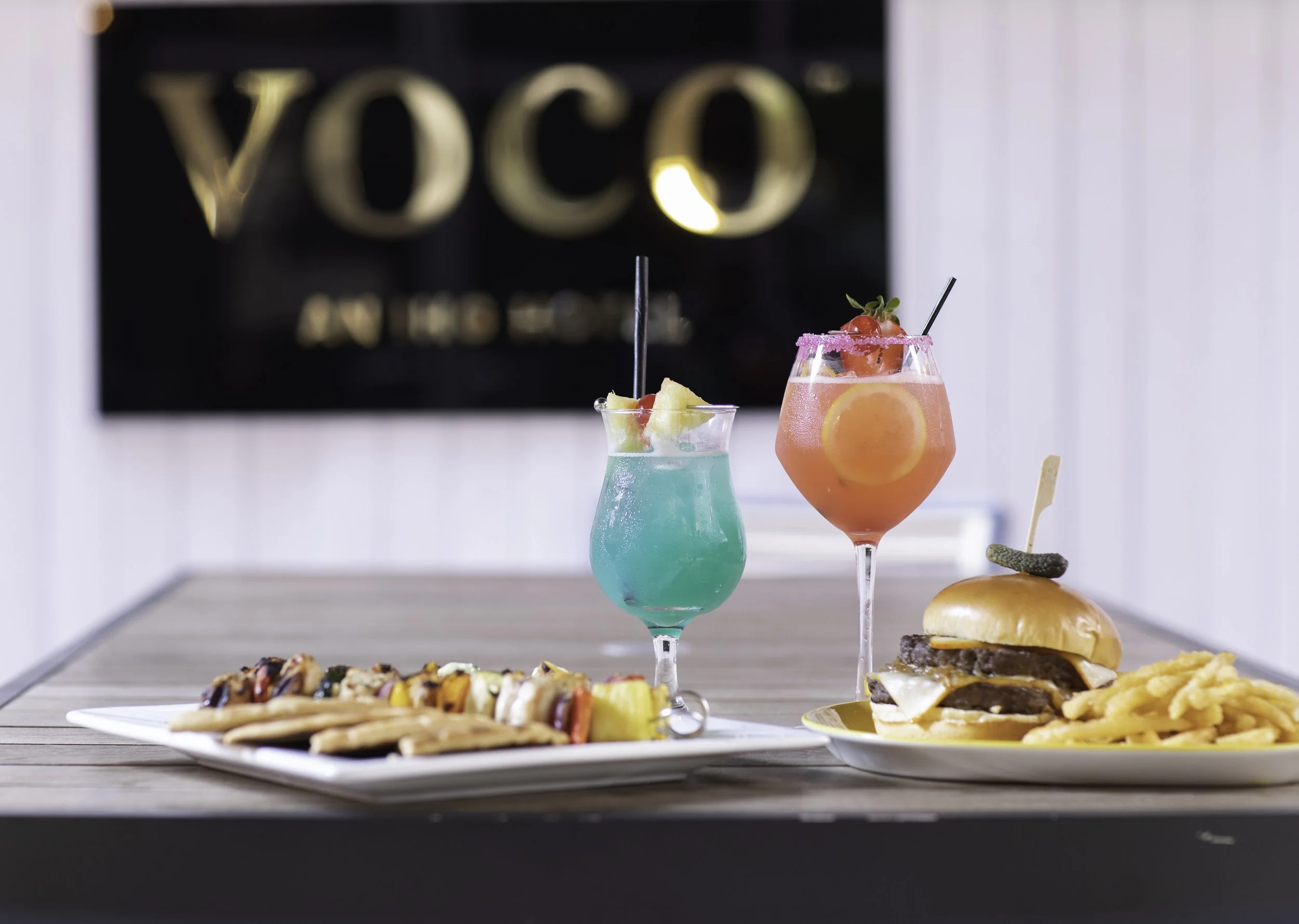 vocoTSQ_FinchesDen_Group_Grill.jpg