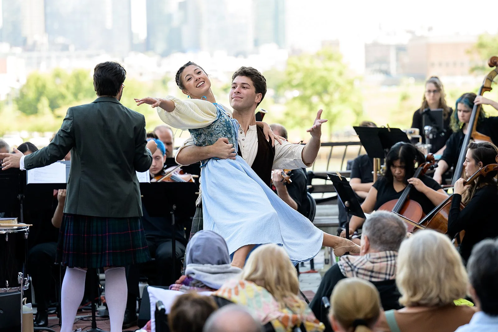 BrigadoonJWMEastRiver_20260915_GraceCopeland_1303.jpg
