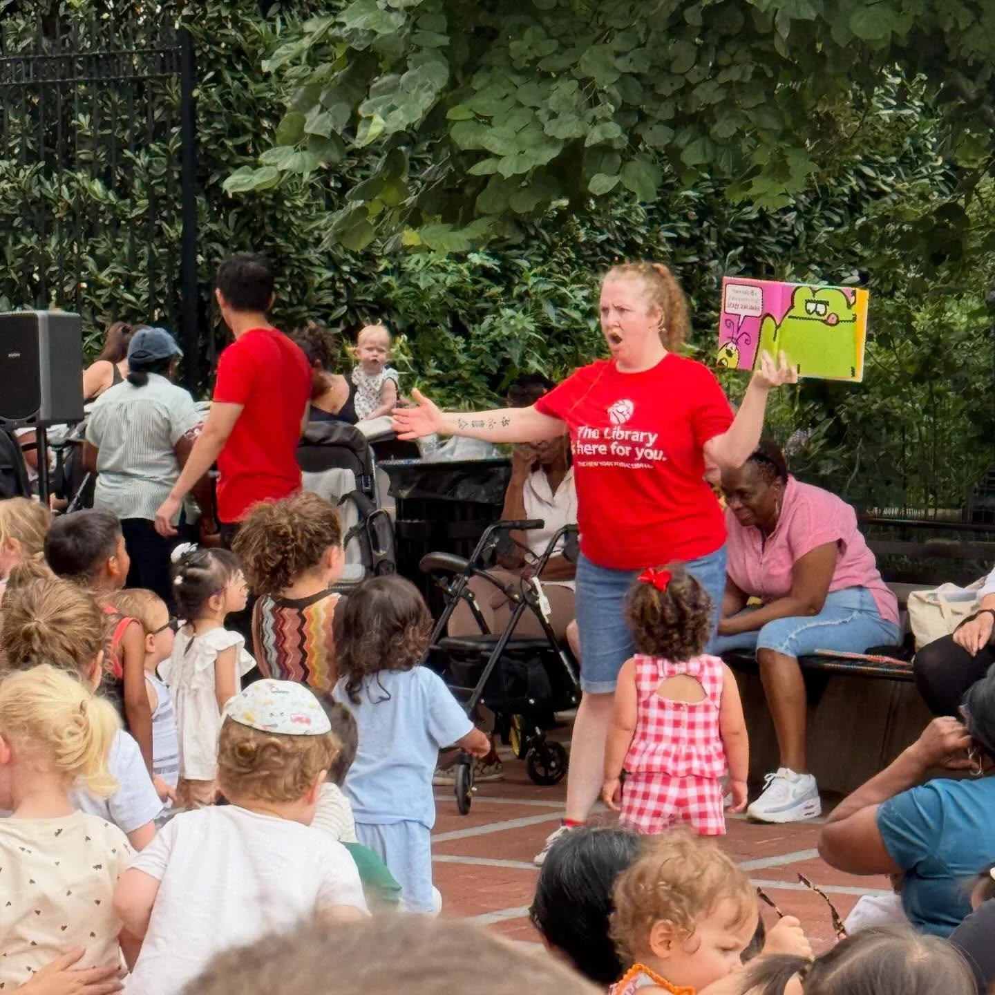 What a month it's been! Thank you so much to Alicea at the @nypl 58th St. Branch for hosting Children's Storytelling with us every Tuesday this August and our incredible special guest @hopalongandrew last week. Thanks to everyone who came out and lis