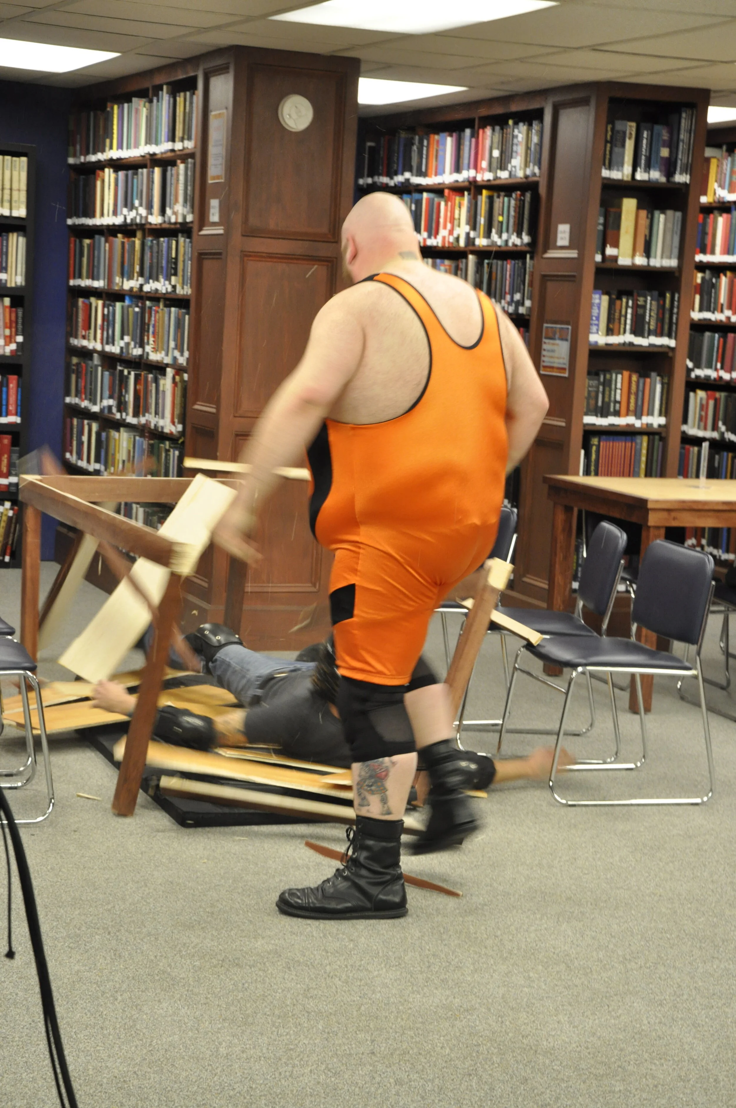 breakawaytable2.JPG