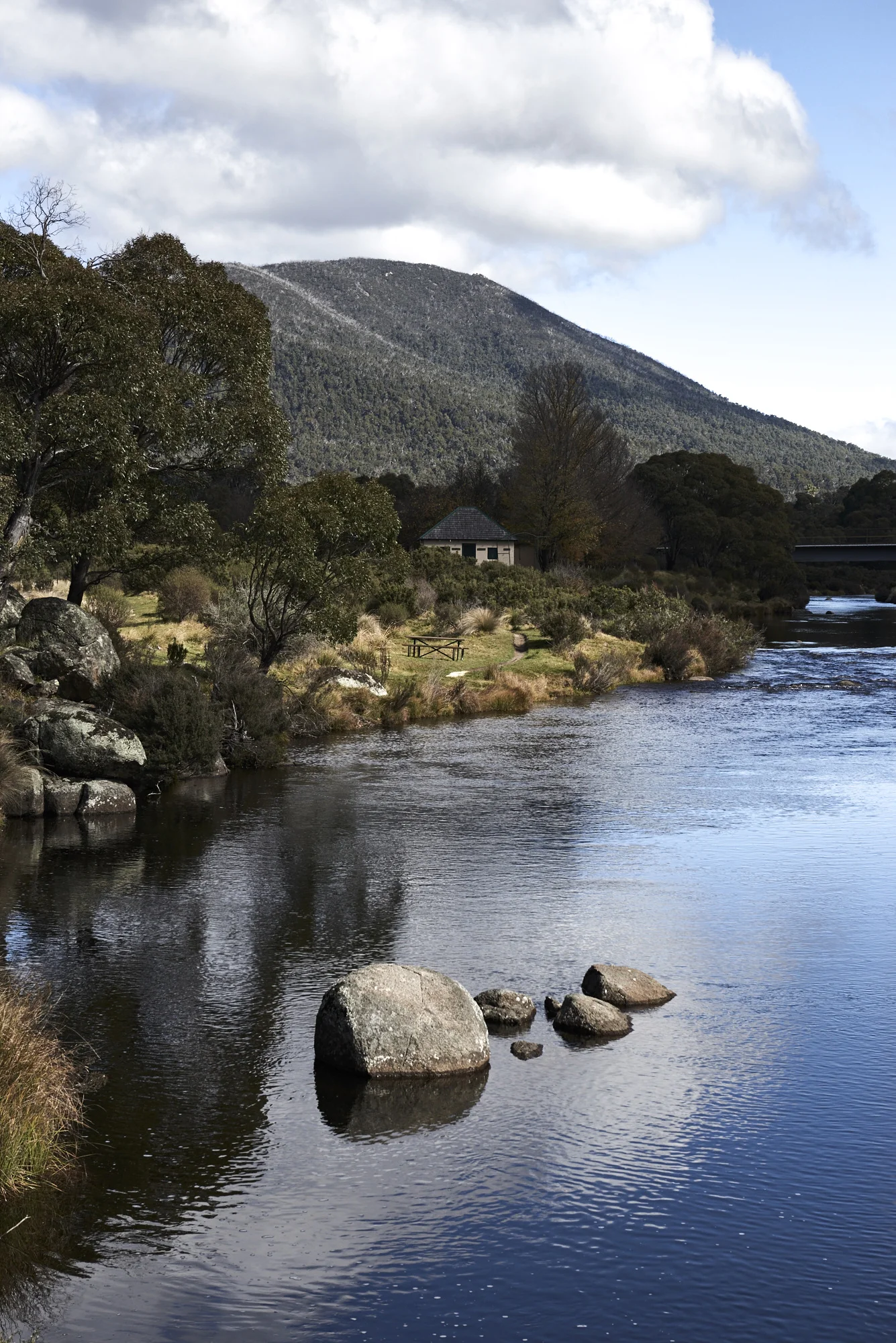 Jindabyne_414.jpg