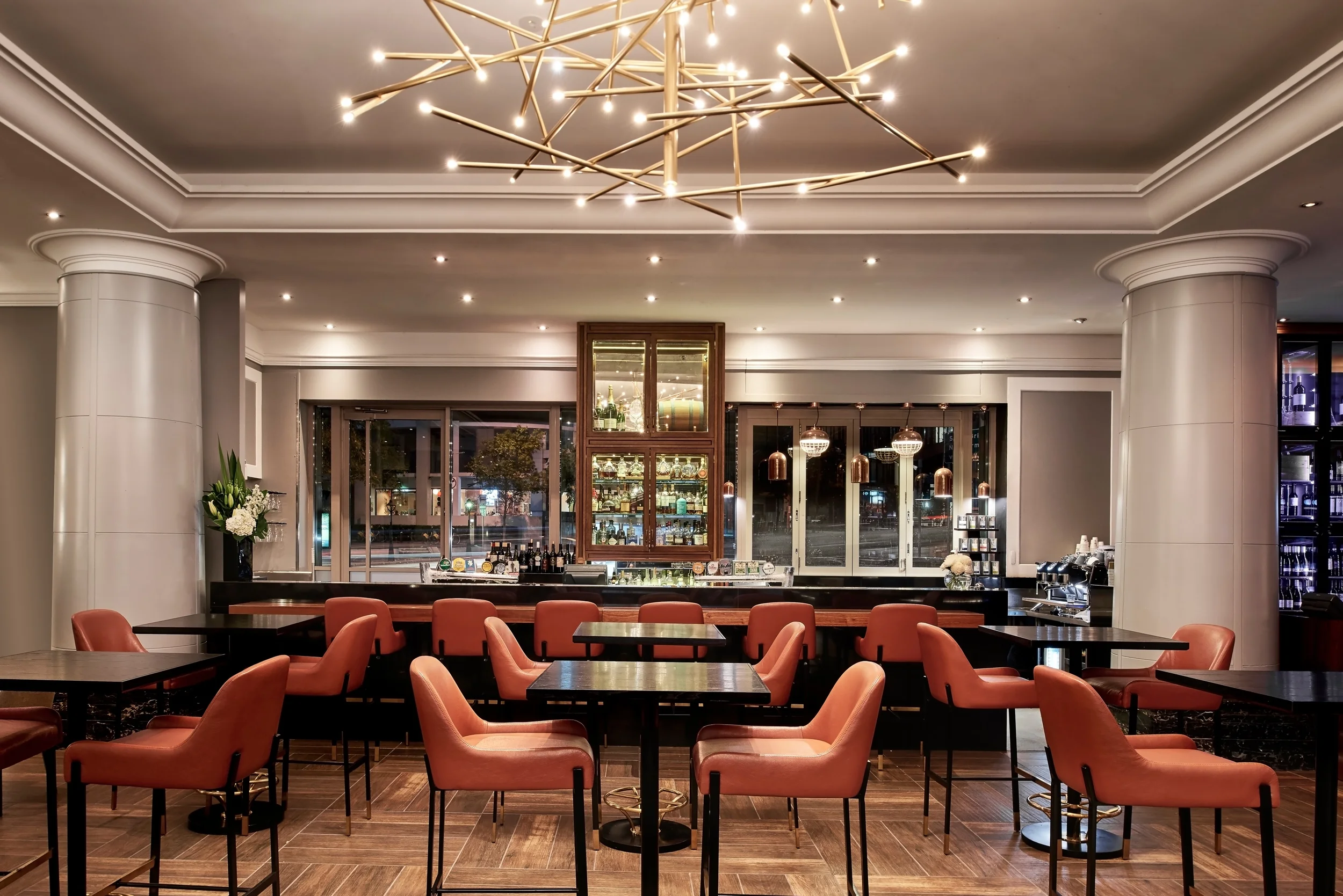 MH_BNEDT_motion_bar_025 1.jpg