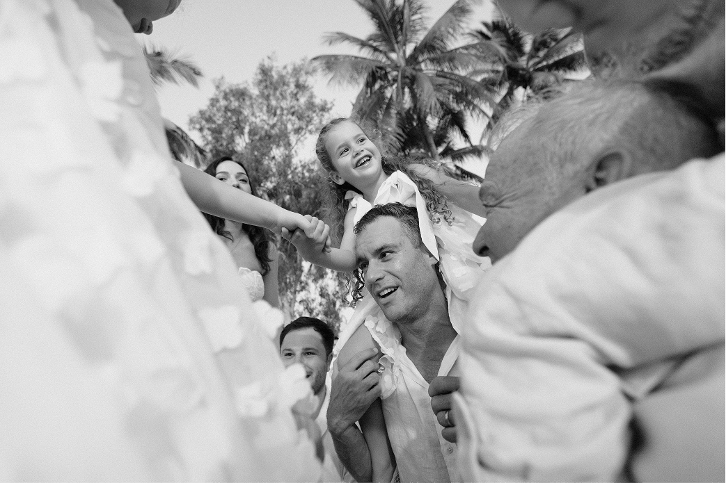 favourites gallery-Dan&EmWedding_B&W-689 1.png