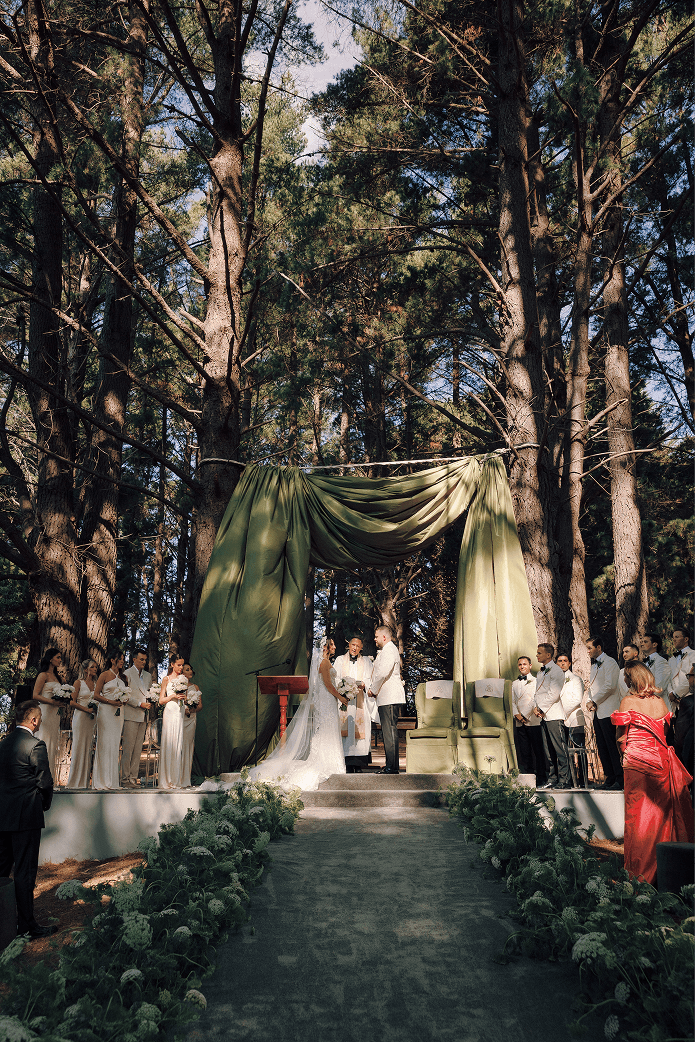 favourites gallery-BJ&AbbiWedding-320 1.png