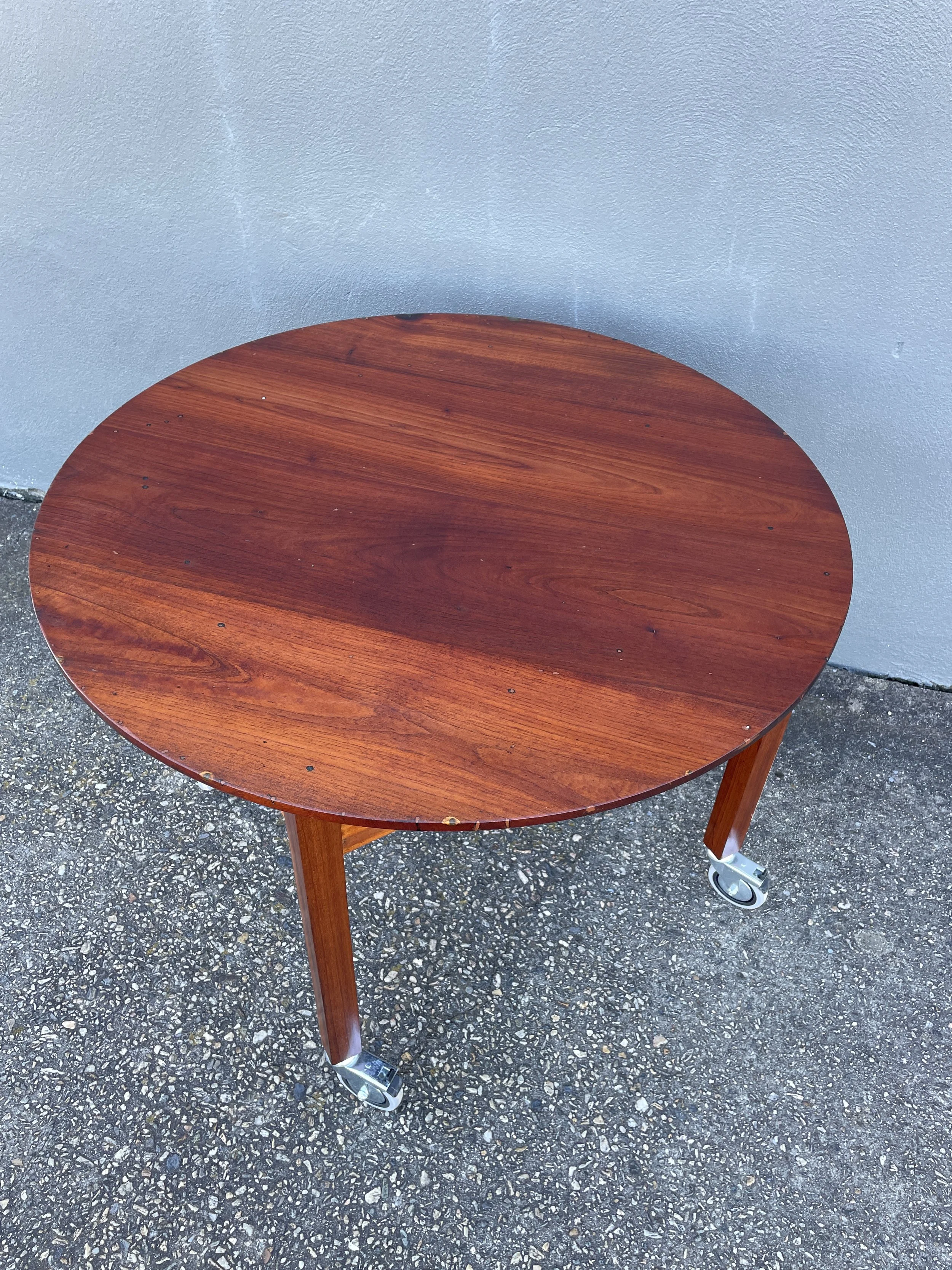 Family vibes; Restoring Grandpa's table
