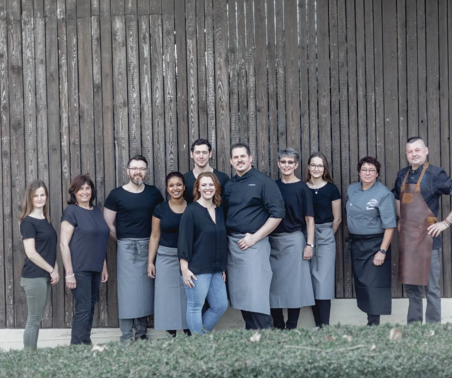 Liebe G&auml;ste, 
wir d&uuml;rfen ab Sonntag den Au&szlig;enbereich &ouml;ffnen. P&uuml;nktlich zu Muttertag :-) 

Wir bitten um eine Reservierung unter 06701/205444 oder info@gramms-restaurant.de 

Sie ben&ouml;tigen einen negativen Coronaschnellte