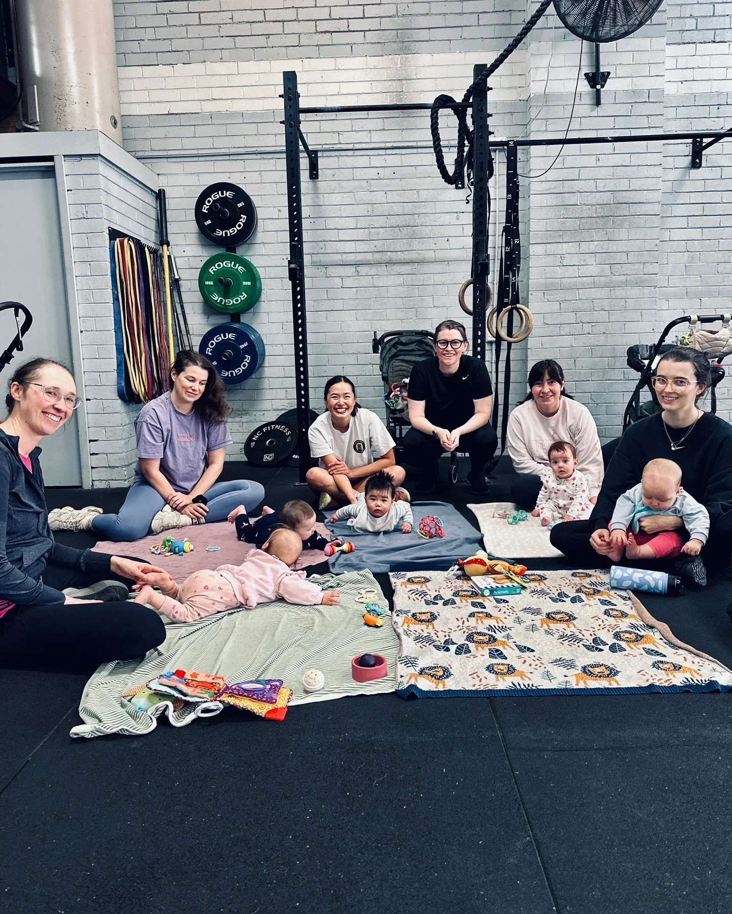 Happy Mother&rsquo;s Day to all our gym mums! We appreciate you today and every day. 🥇
-
🤳 Mums &amp; Bubs crew 😊
-
⚒️ #forgeathletic