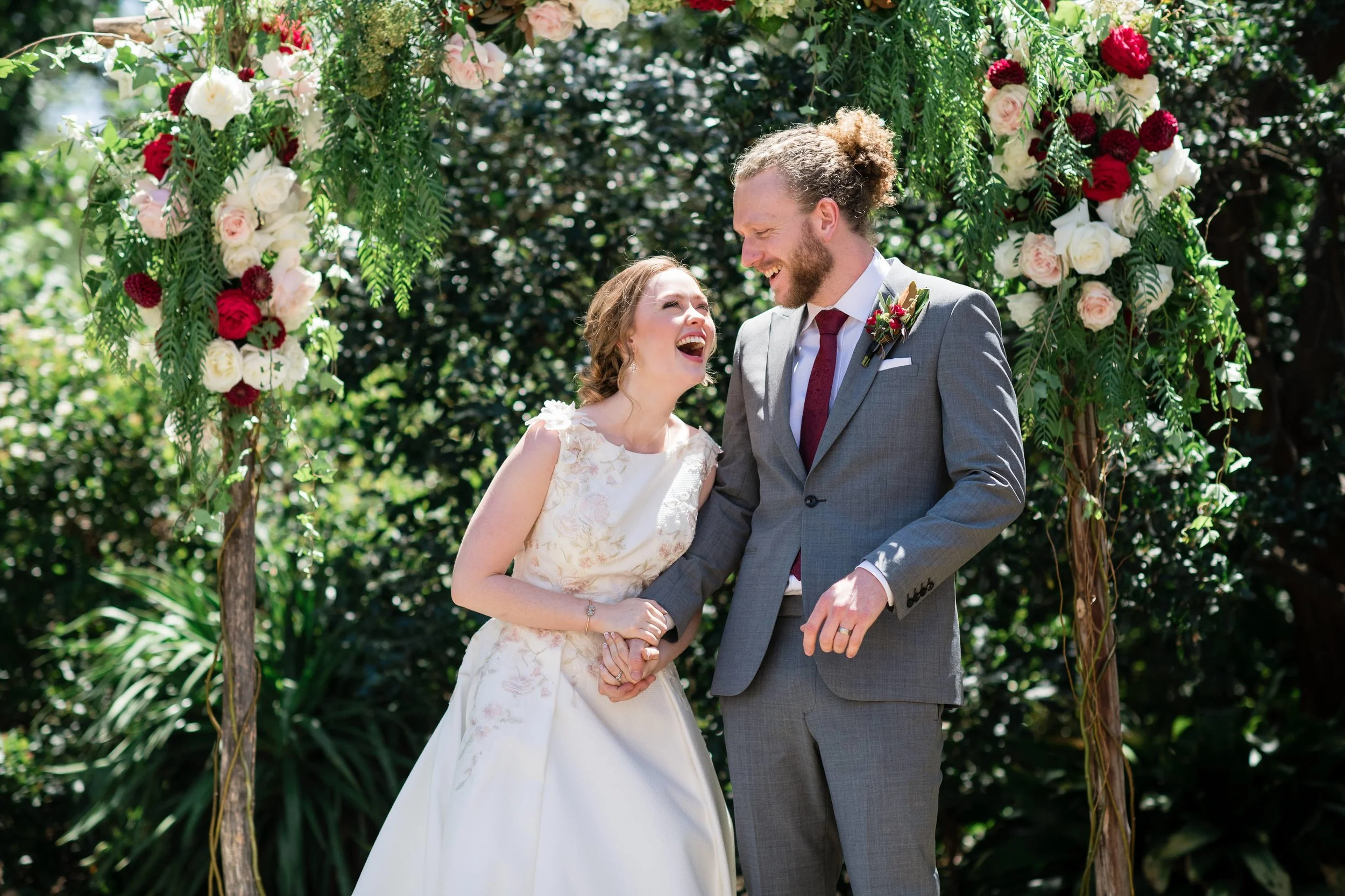 Post wedding kiss <3