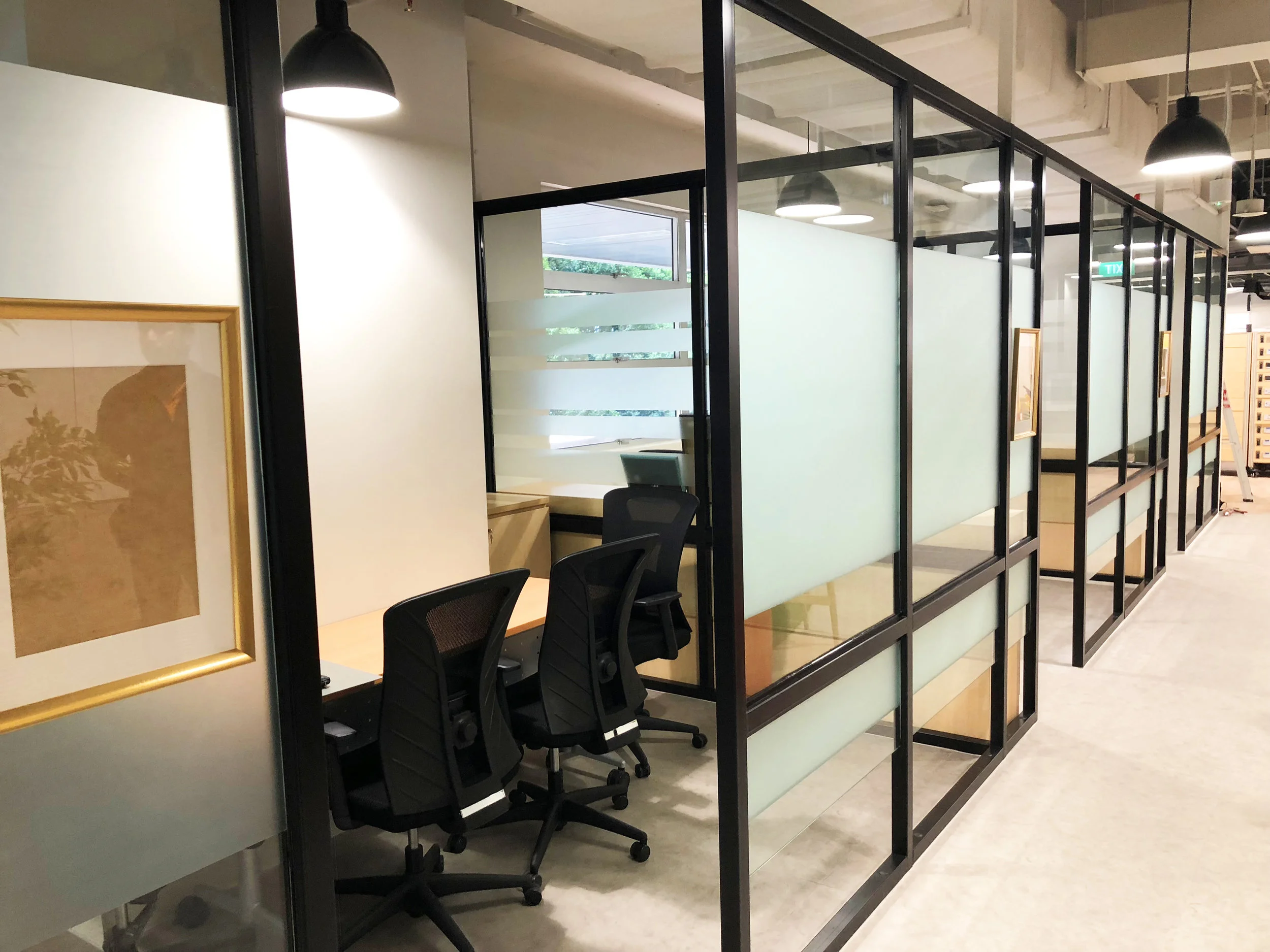  NTU - EEE Garage Discussion Area 