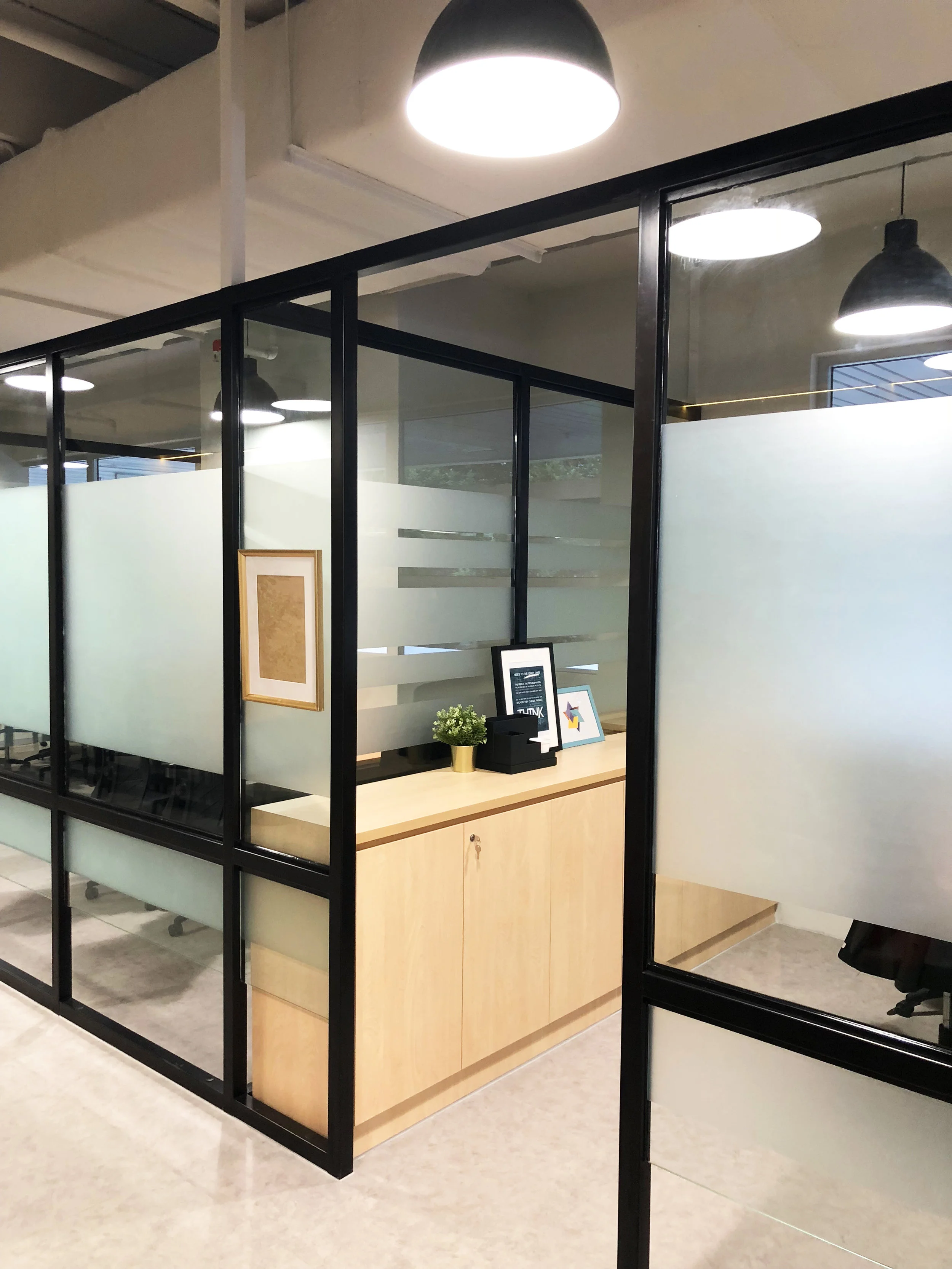  NTU - EEE Garage Discussion Area 