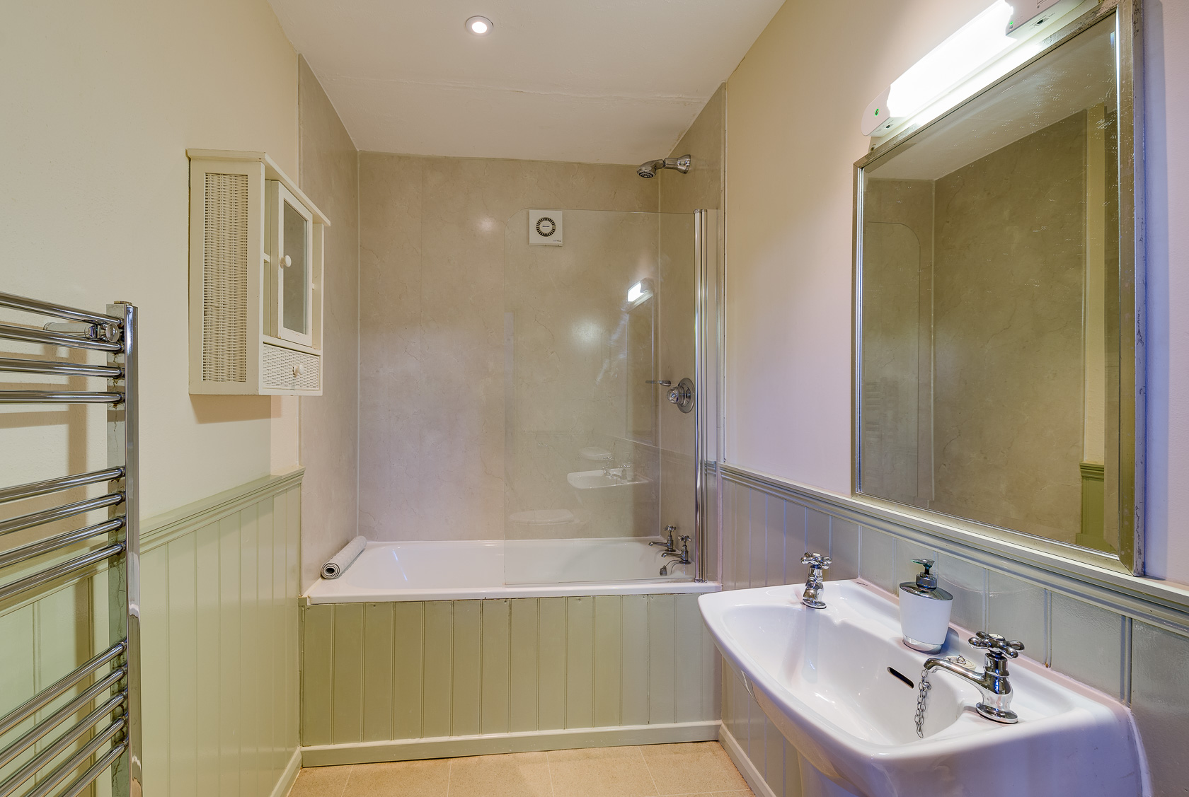 10.10.18 Trevadlock Manor - low res-026.jpg