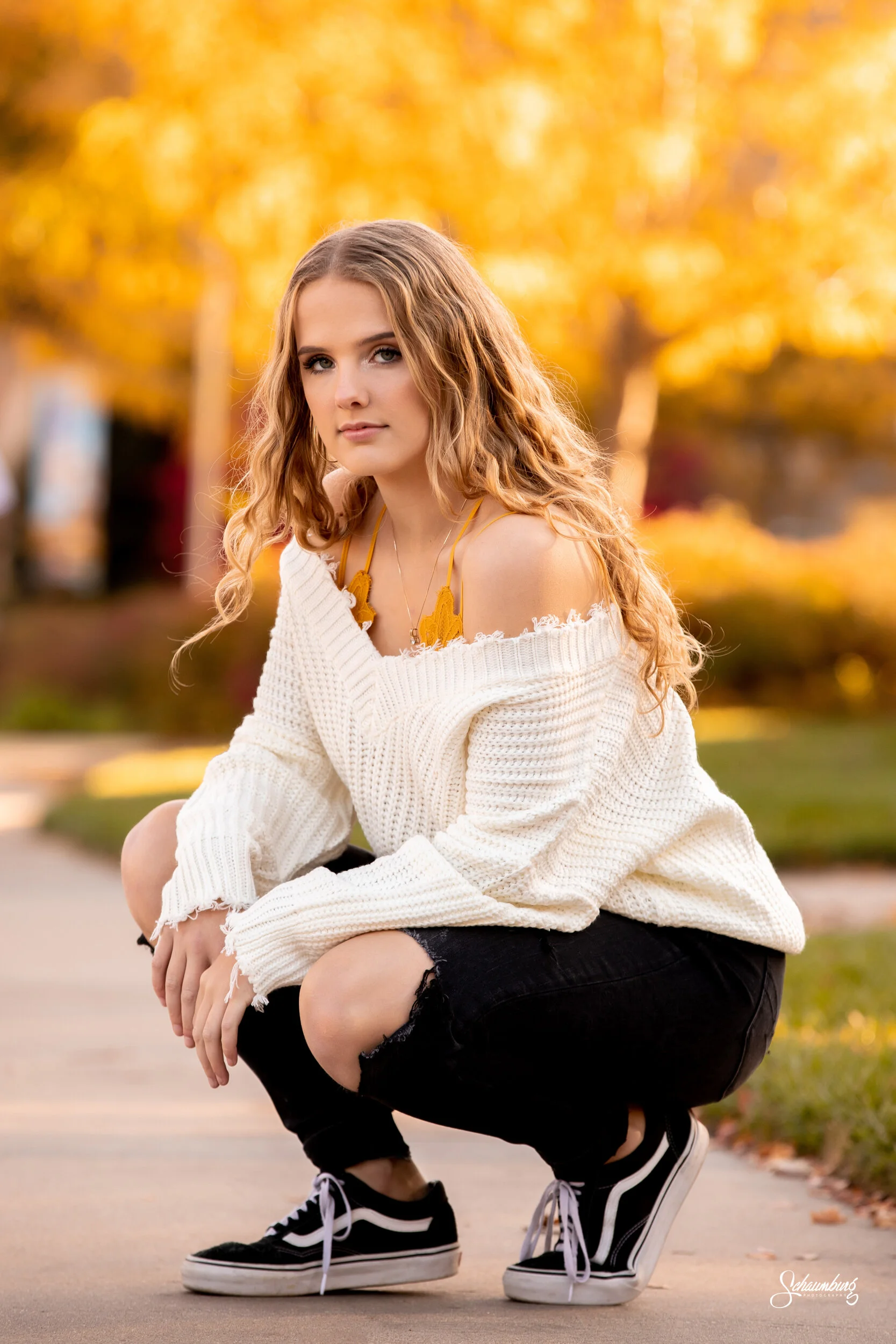 GT9A9521_Moore_Macky_social.jpg