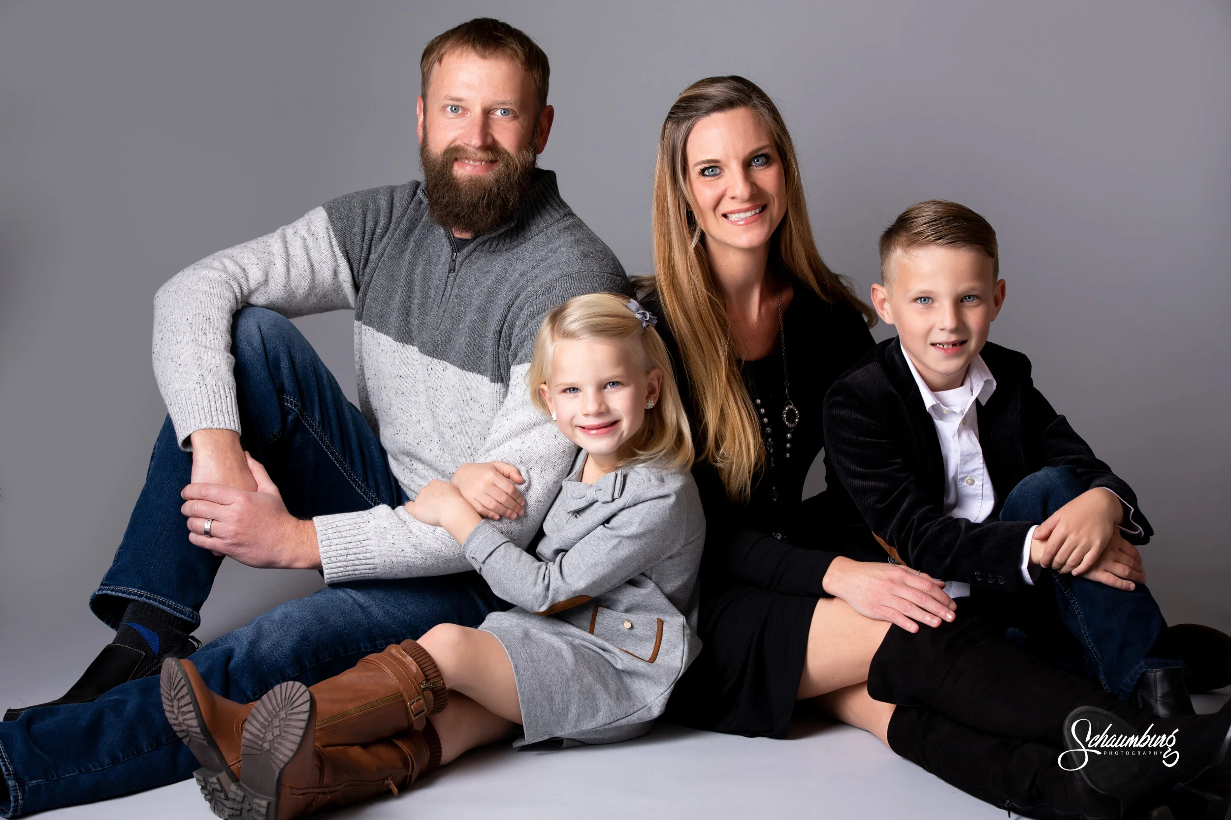 Family Portrait Session | Lawrence, KS Photographer