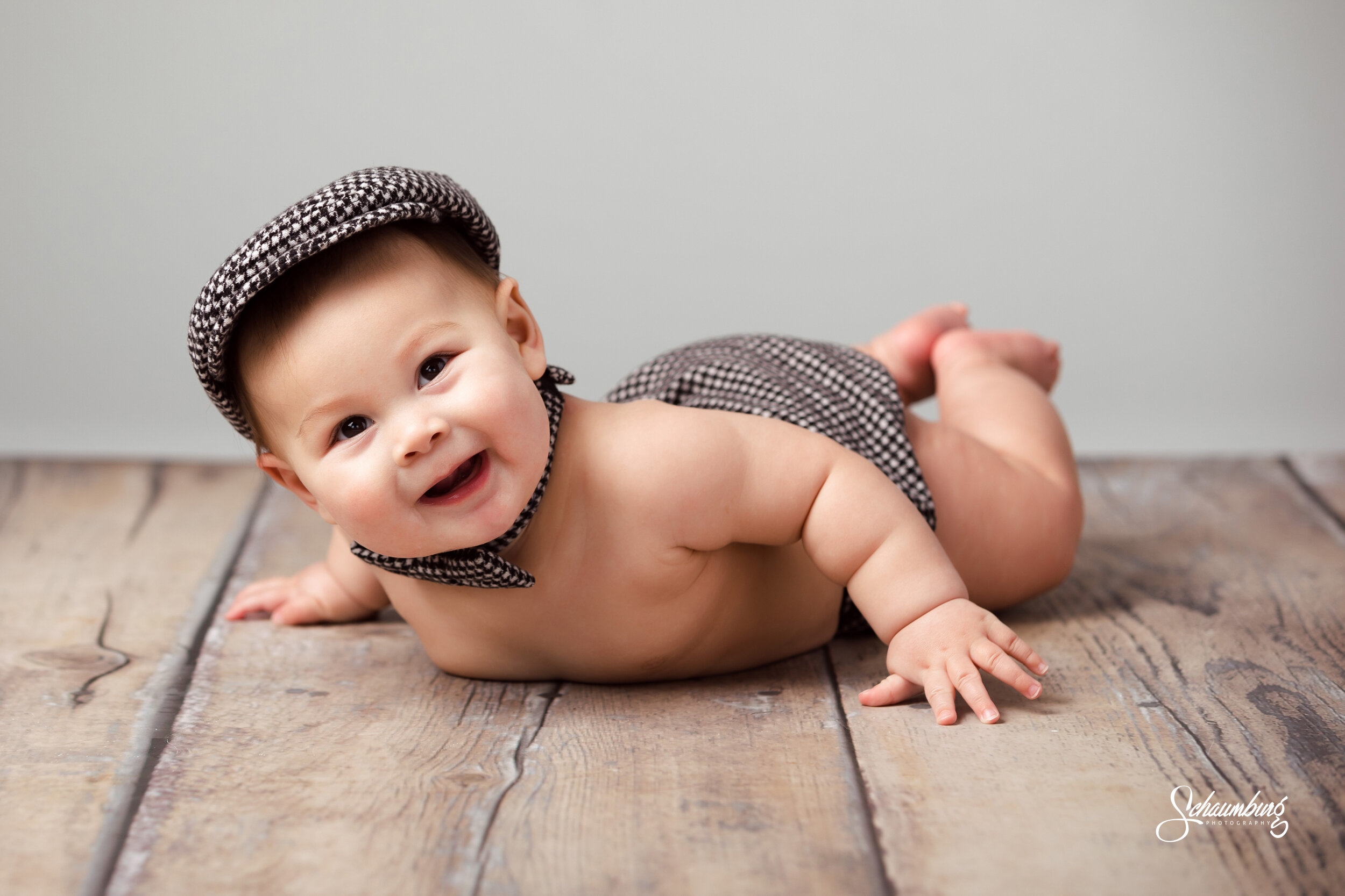 Leo's 6 Month Session | Lawrence, KS Photographer