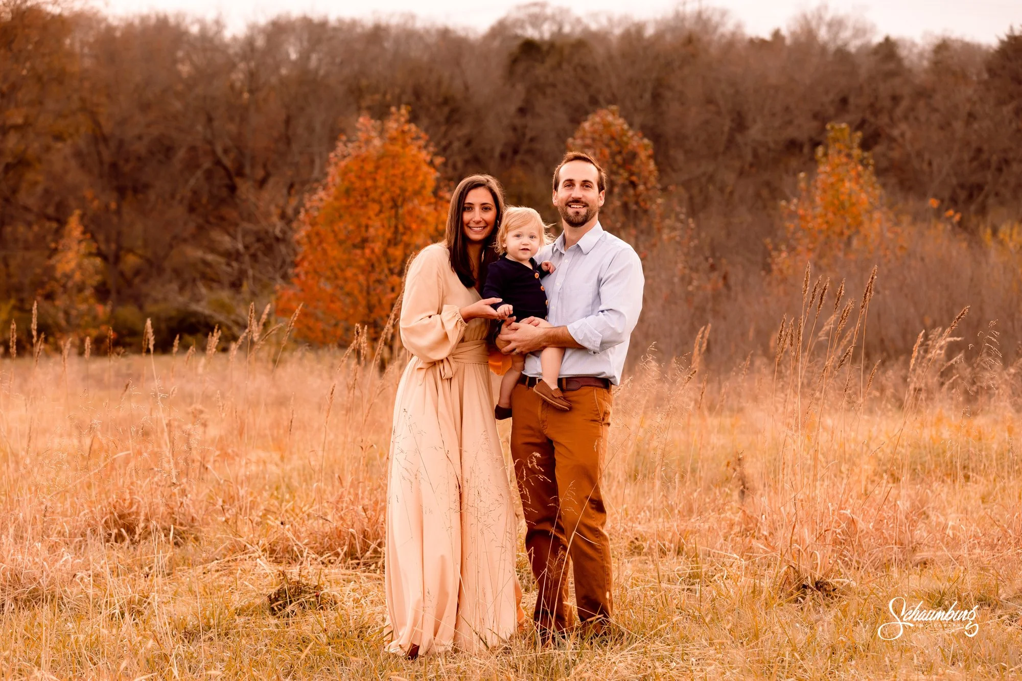 Fall Family Portrait Session with Lawrence, KS Photographer | Emmalee Schaumburg