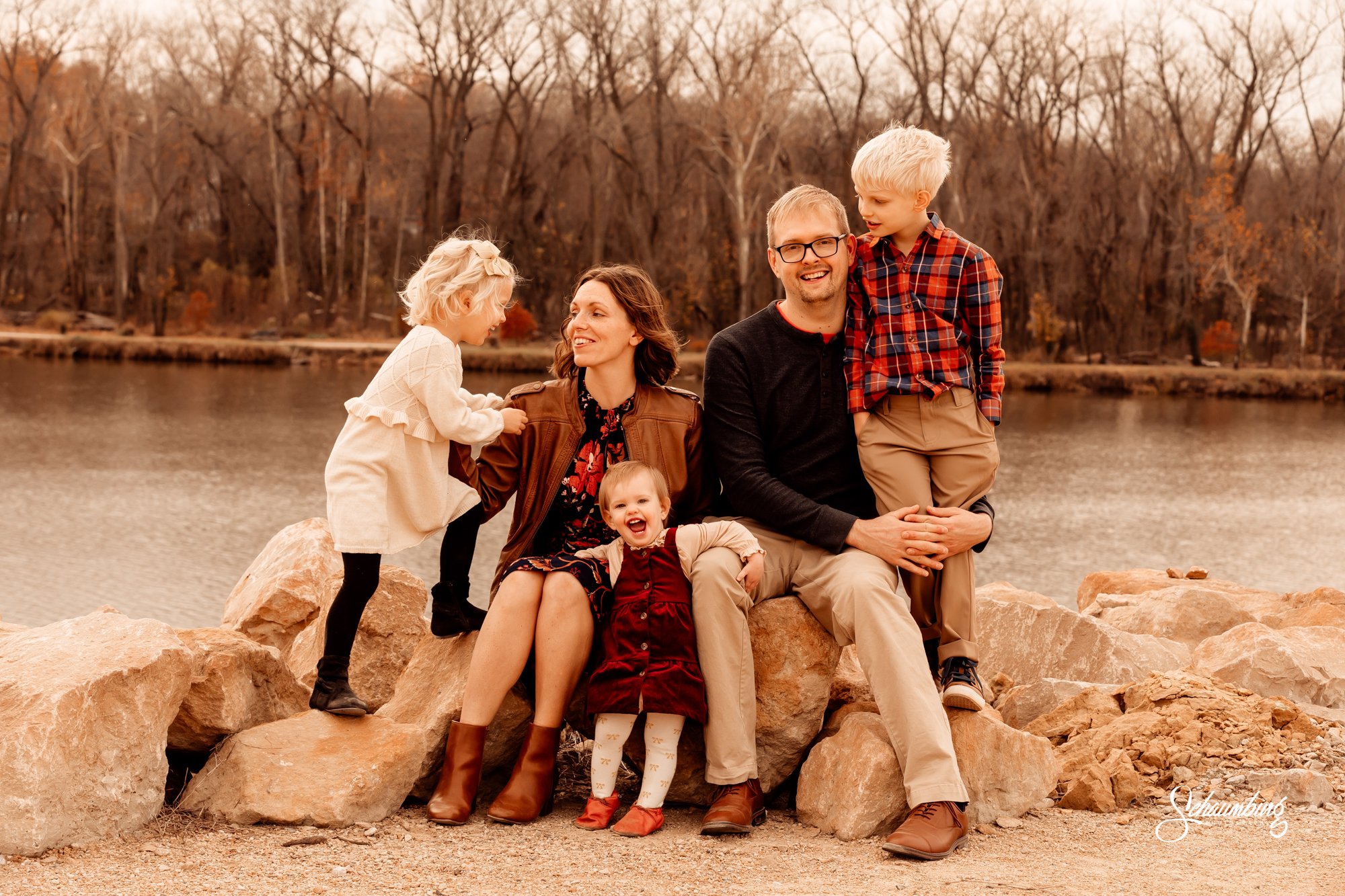 Family Portrait Session | Kansas River Levee | Lawrence, KS