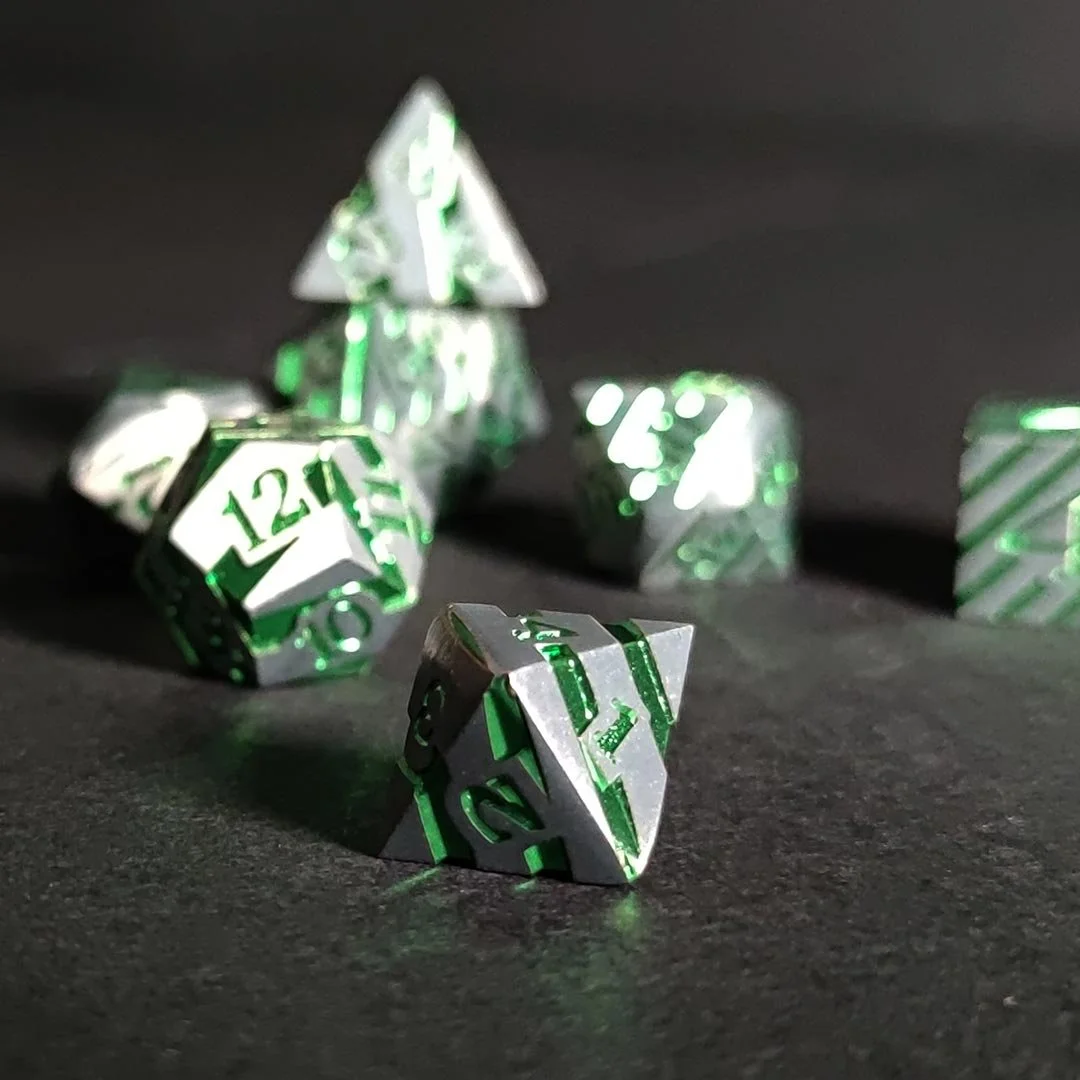 Dés 7-Die Lumineux Polyédrique Alliage de Zinc Rose Cuivre avec Émail Noir Set Dé des Jeux de Rôle en Métal Jeu de Dés pour Donjons et Dragons, RPG Jeu de Rôle D Dés 7-Die Lumineux Polyédrique Alliage de Zinc Rose Cuivre avec Émail Noir Set Dé des Jeux de Rôle en Métal Jeu de Dés pour Donjons et Dragons, RPG Jeu de Rôle D