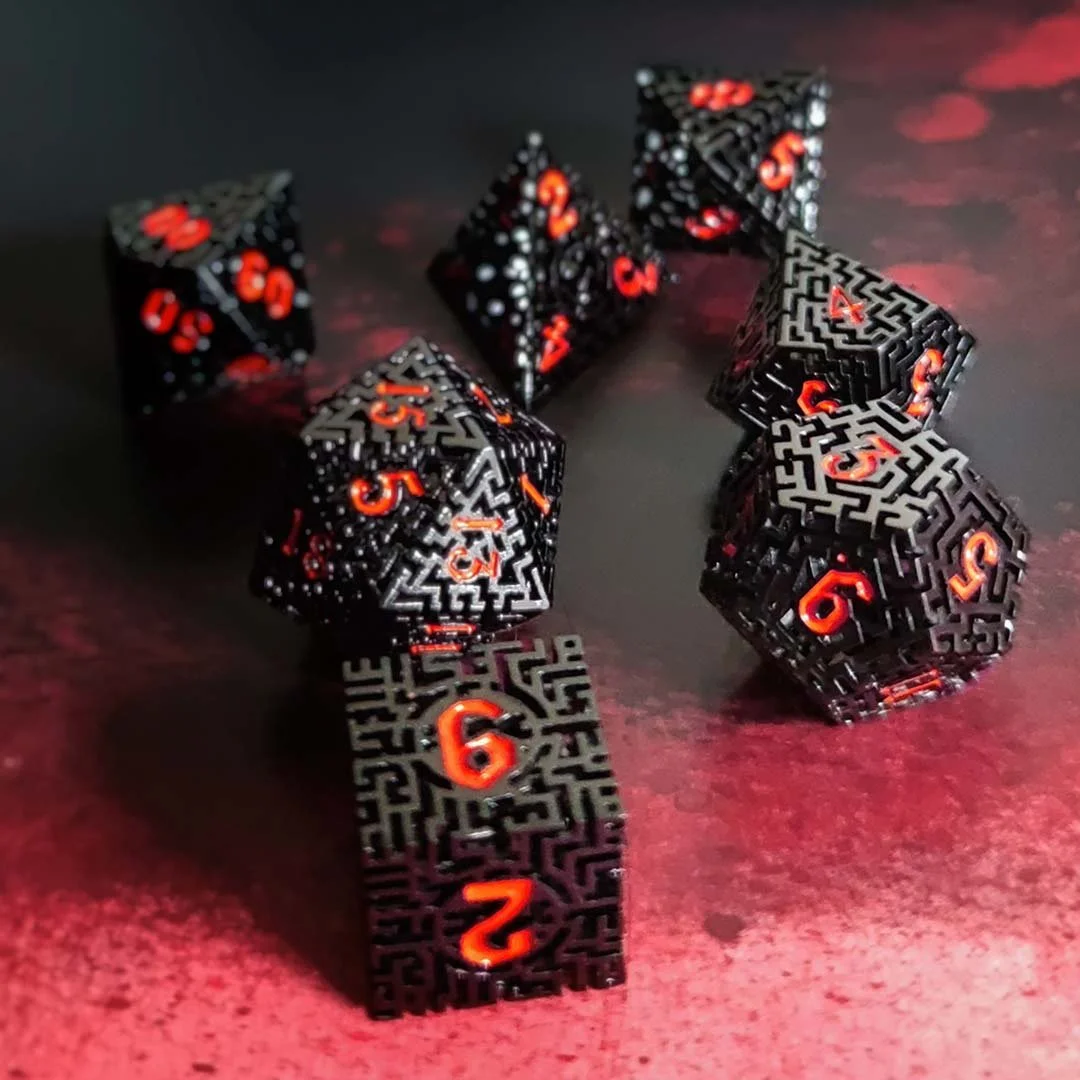 Hollow DÉDALE -  Noir & rouge - Set de dés Metal JDR