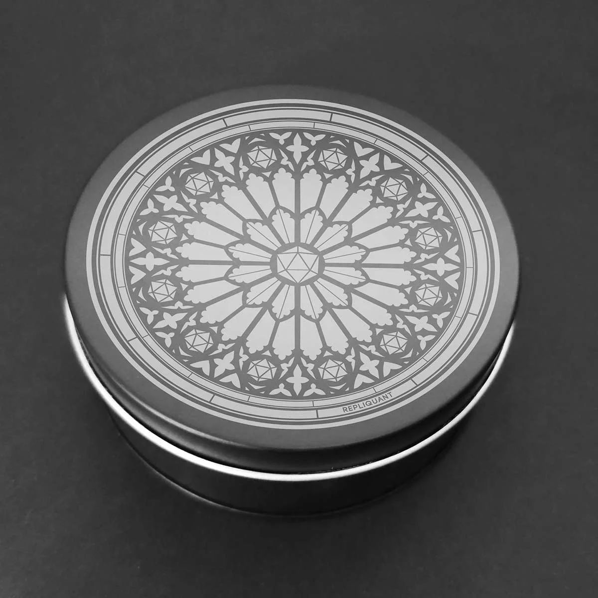 boite-dice-metallique-ronde-jdr-vitrail.jpg