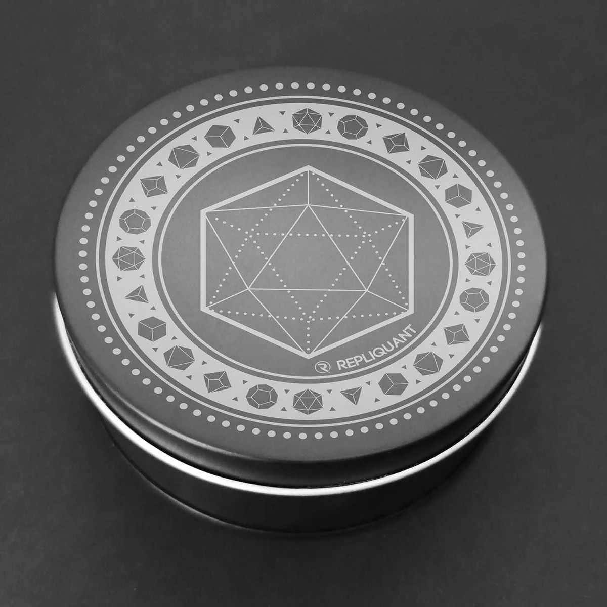 boite-dice-metallique-ronde-jdr-set-rpg.jpg