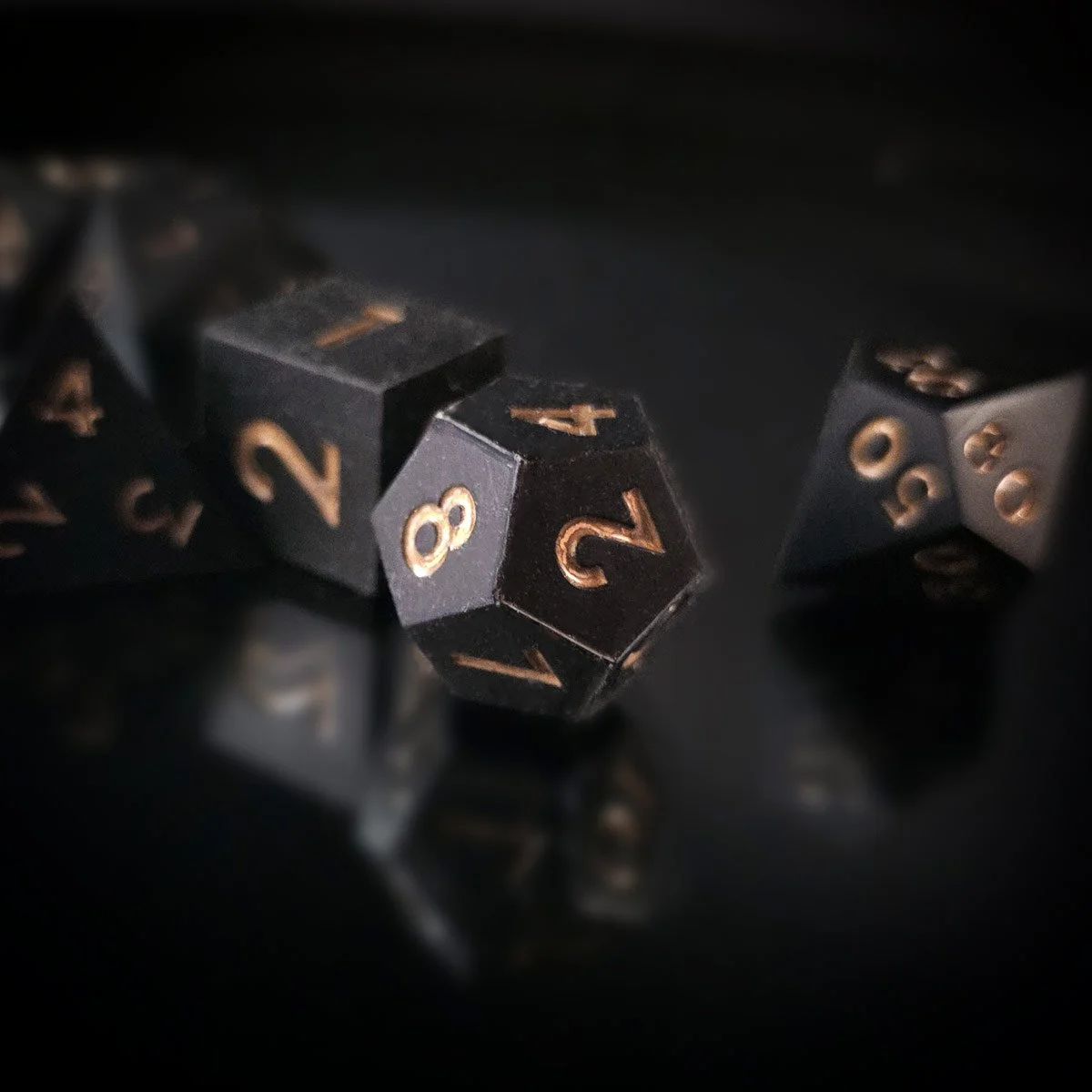 silicone-noir-or-repliquant-set-dice-jdr.jpg