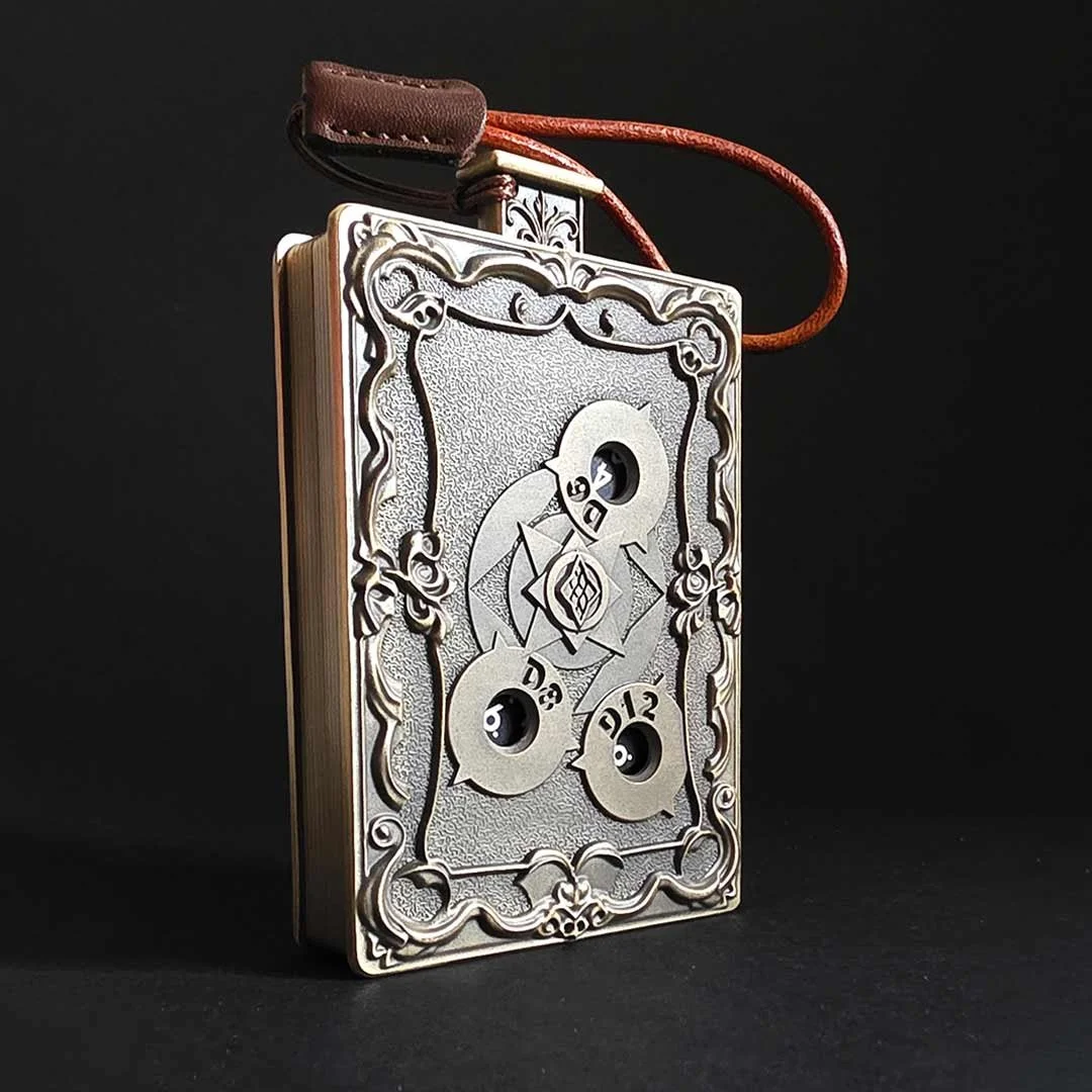 roulette-3-carnet-bronze-metal-spell-book-dice-rpg.jpg